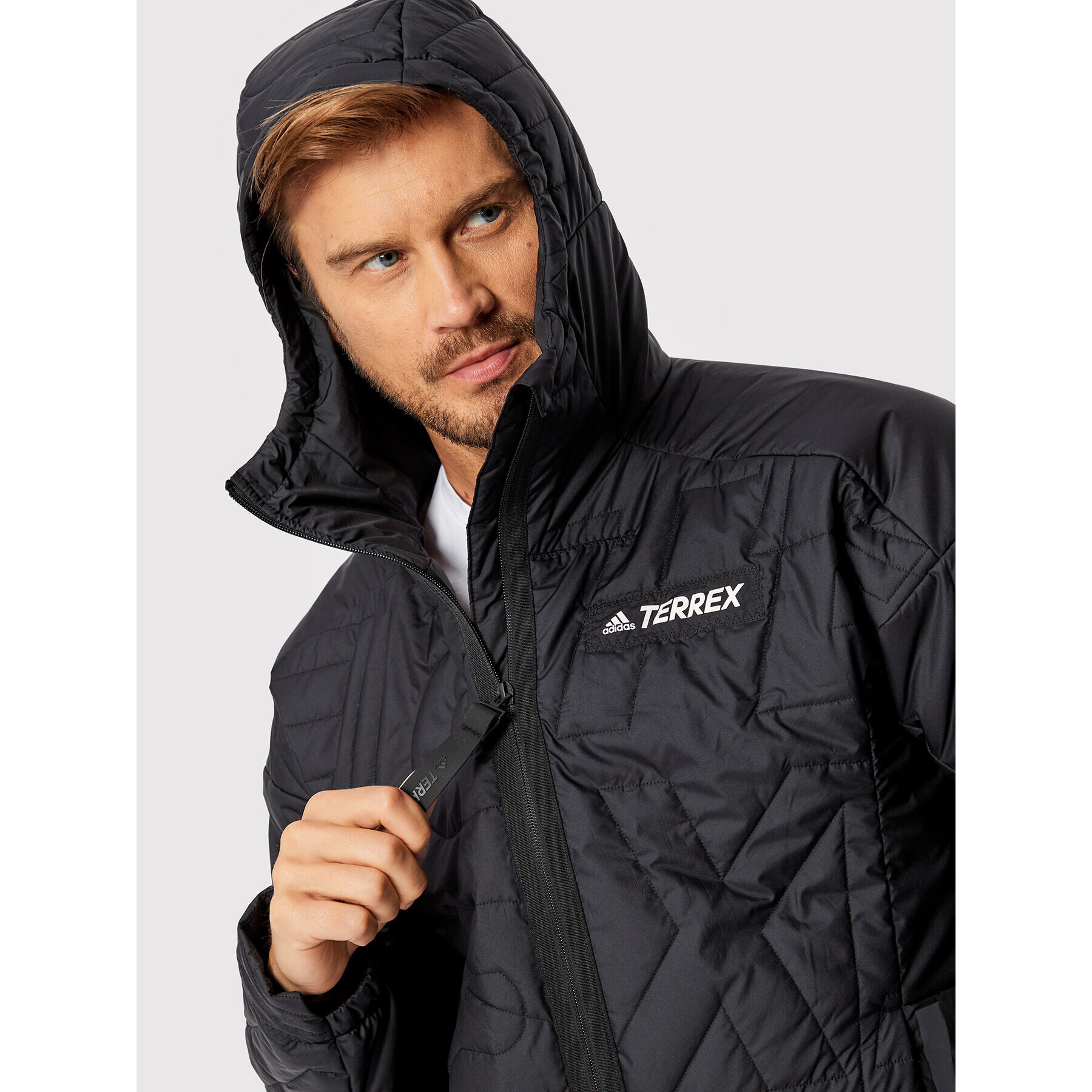 adidas Puhovka Terrex Myshelter Primaloft GQ3698 Črna Regular Fit - Pepit.si