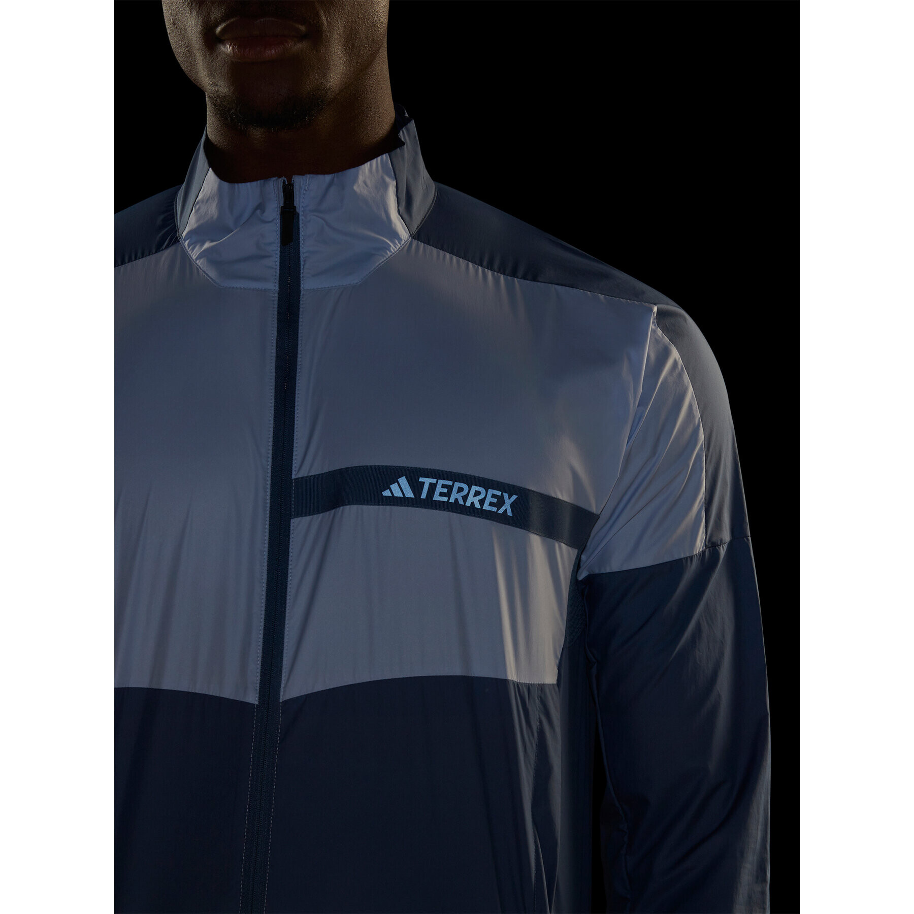 adidas Vetrovka Terrex Multi Windbreaker HM4028 Modra Regular Fit - Pepit.si