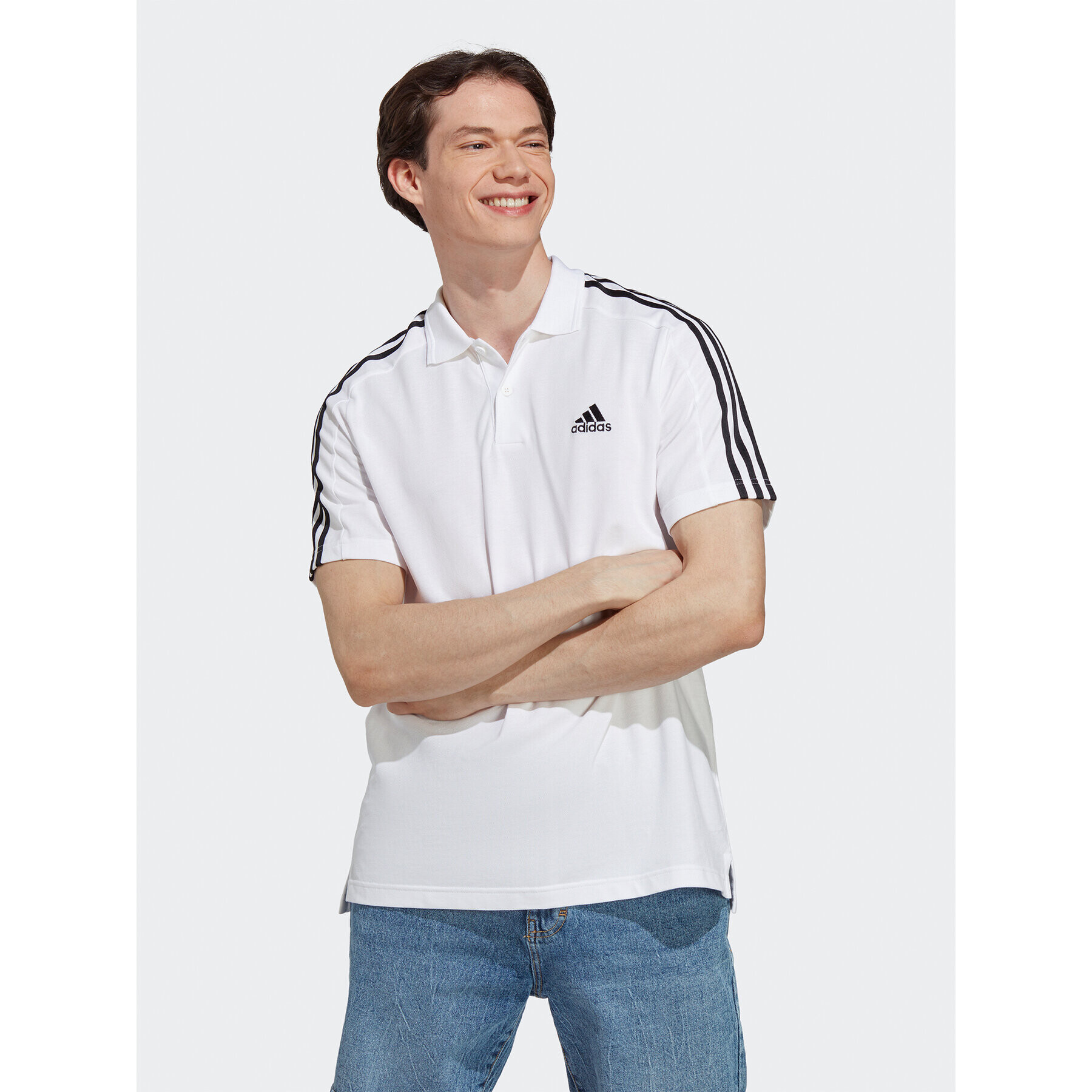 adidas Polo majica Essentials Piqué Embroidered Small Logo 3-Stripes Polo Shirt IC9312 Bela Regular Fit - Pepit.si