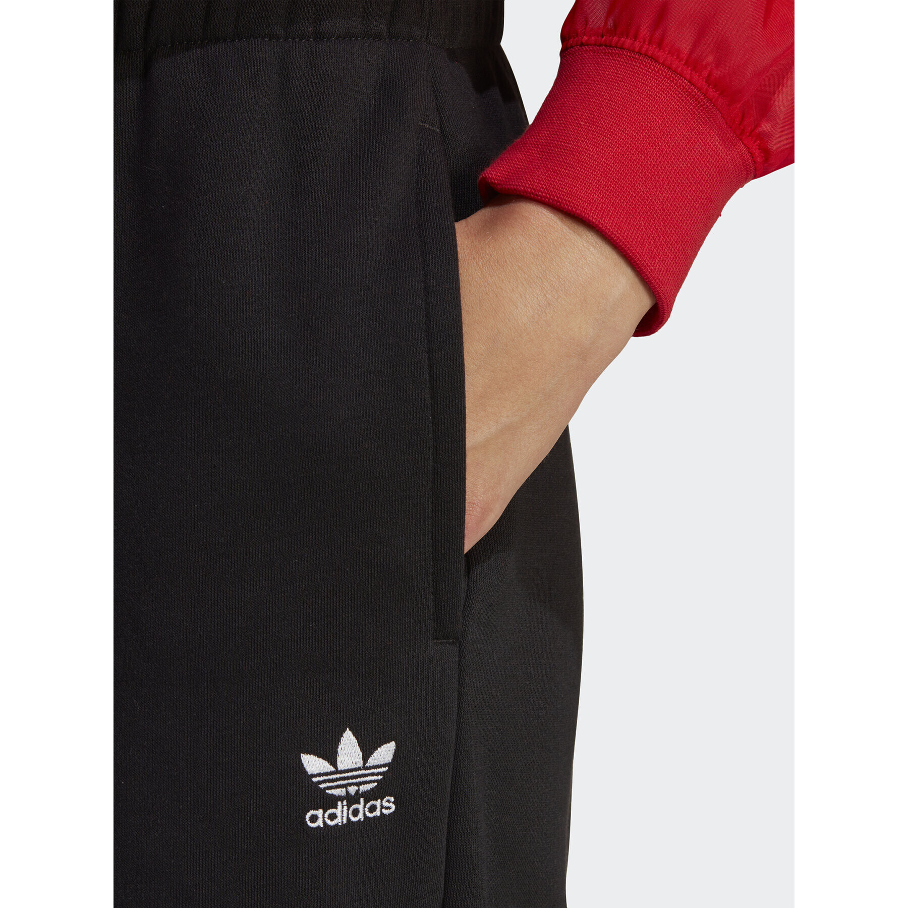 adidas Spodnji del trenirke Essentials Fleece IA6437 Črna Regular Fit - Pepit.si