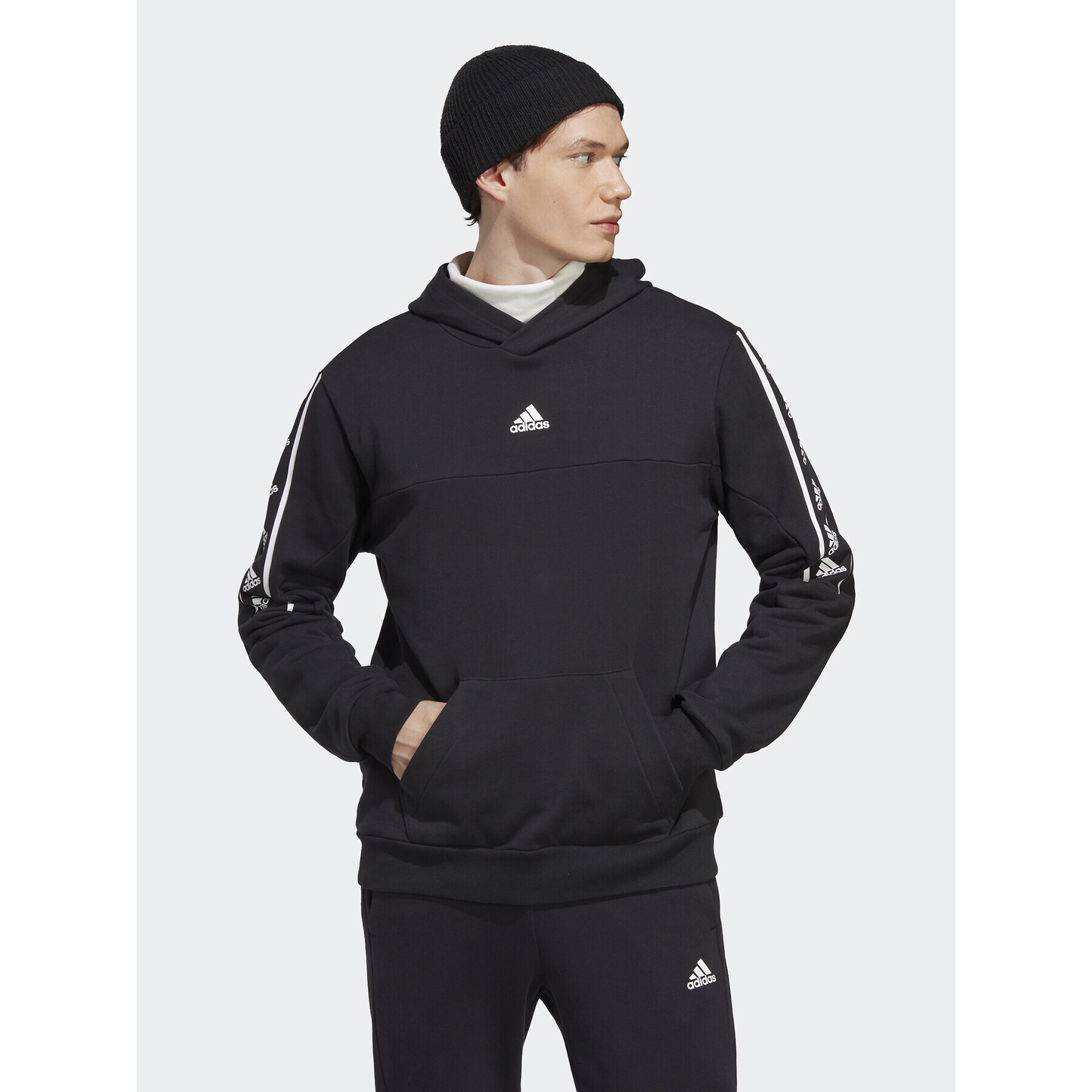 adidas Jopa Brandlove Hoodie IC6788 Črna Regular Fit - Pepit.si