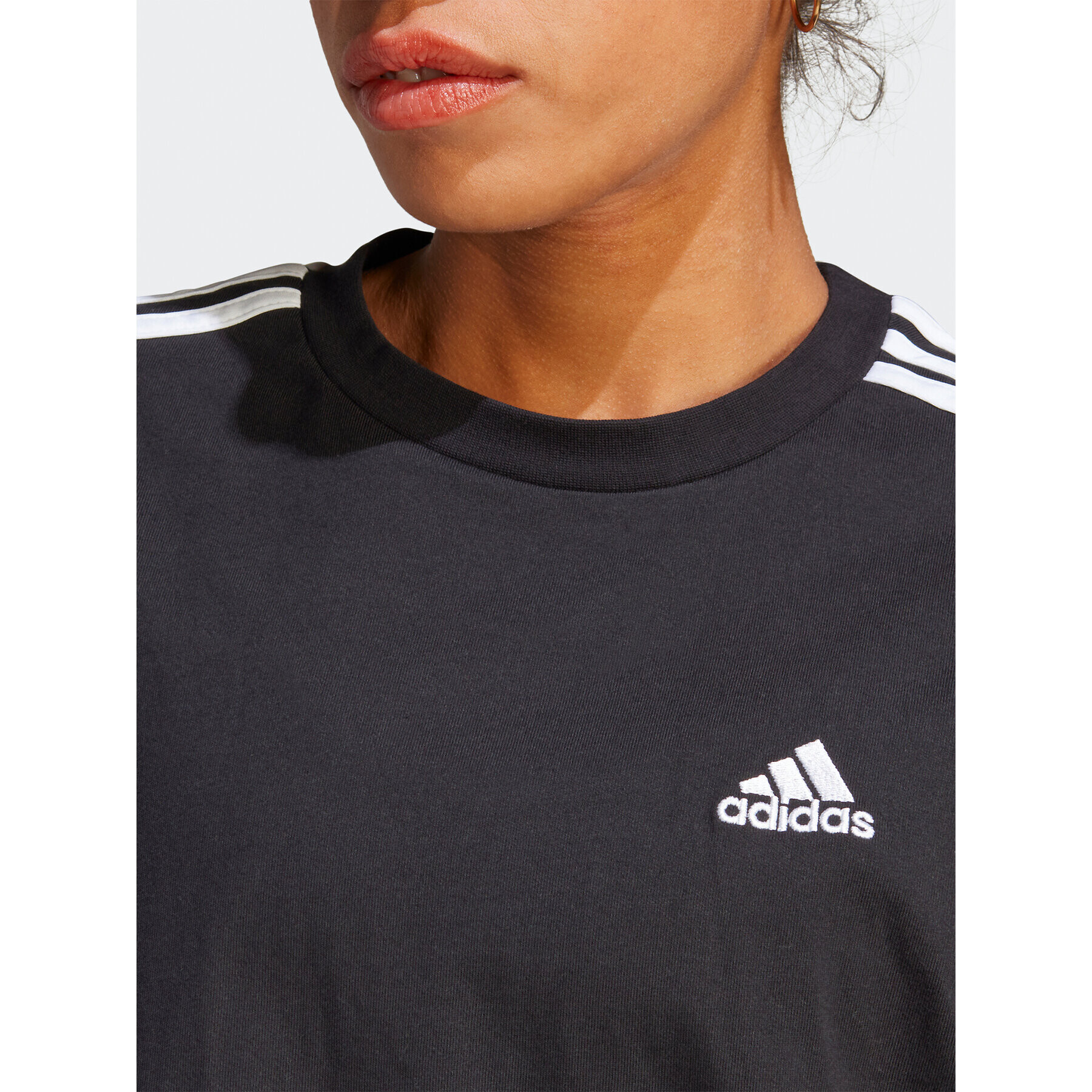 adidas Vsakodnevna obleka Essentials 3-Stripes Single Jersey Boyfriend Tee Dress HR4923 Črna Loose Fit - Pepit.si