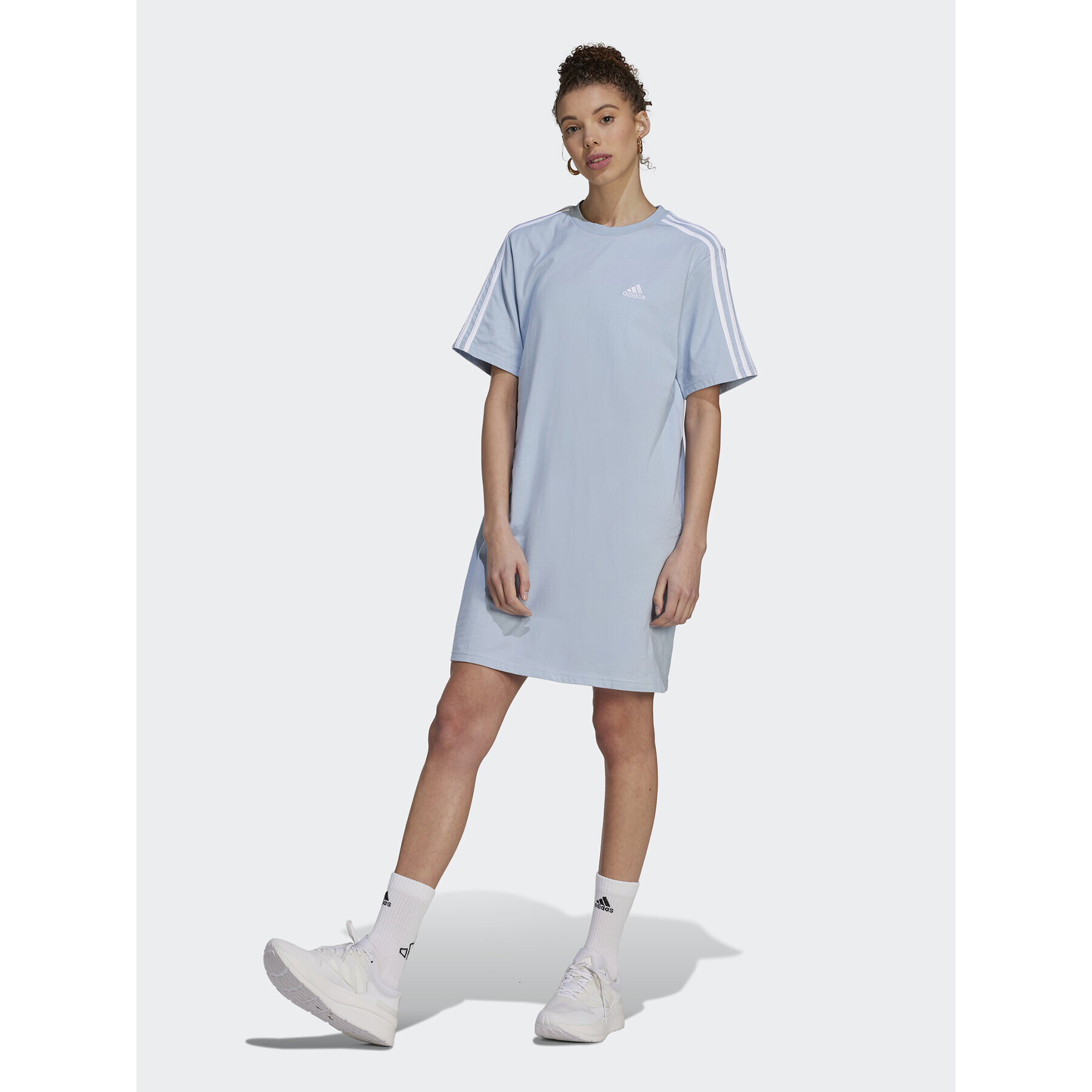 adidas Vsakodnevna obleka Essentials 3-Stripes Single Jersey Boyfriend Tee Dress IL3315 Modra Loose Fit - Pepit.si