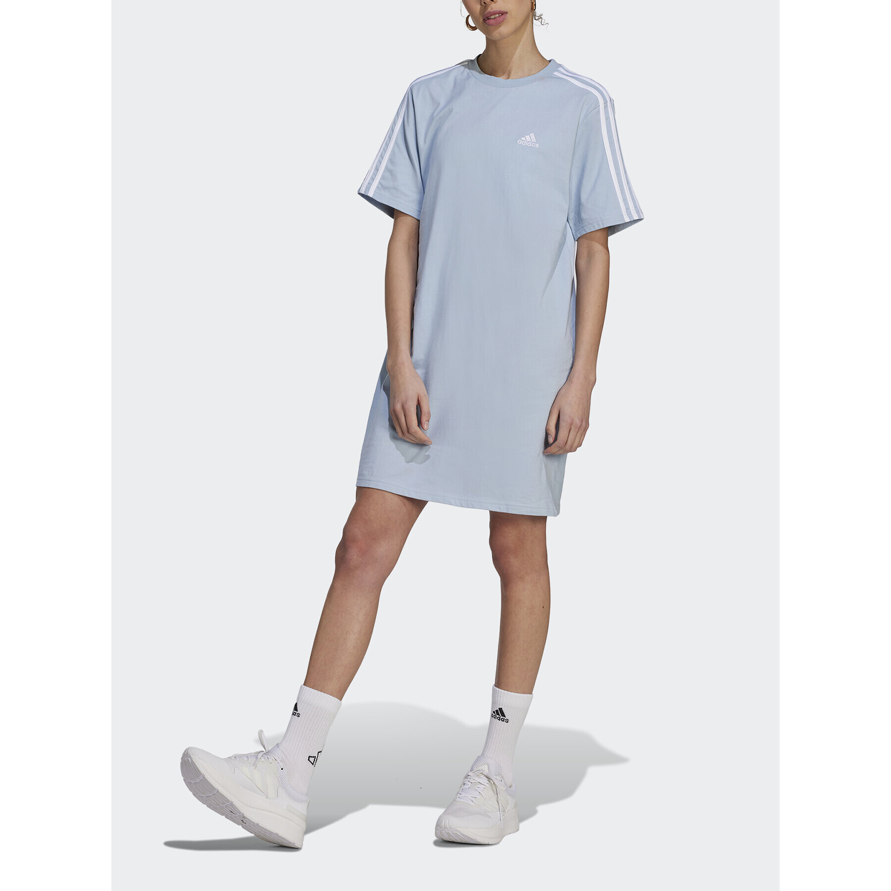 adidas Vsakodnevna obleka Essentials 3-Stripes Single Jersey Boyfriend Tee Dress IL3315 Modra Loose Fit - Pepit.si