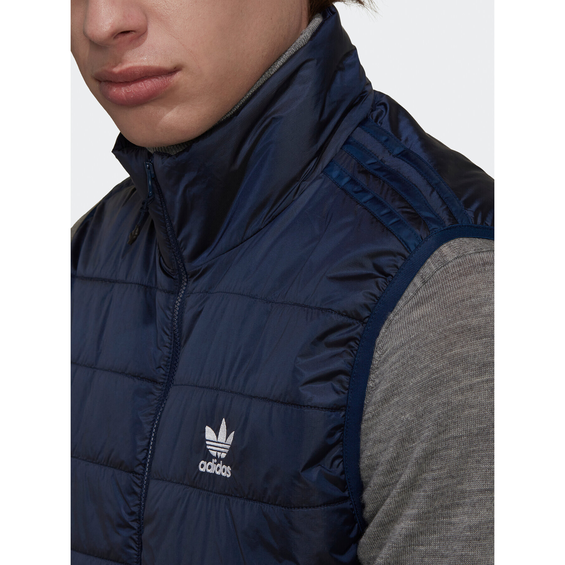 adidas Telovnik Padded Stand Collar Puffer Vest HL9216 Modra Regular Fit - Pepit.si