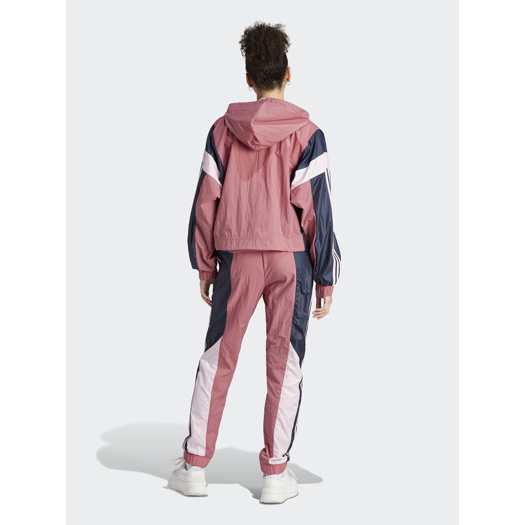 adidas Trenirka Gametime Tracksuit IC0415 Roza Regular Fit - Pepit.si