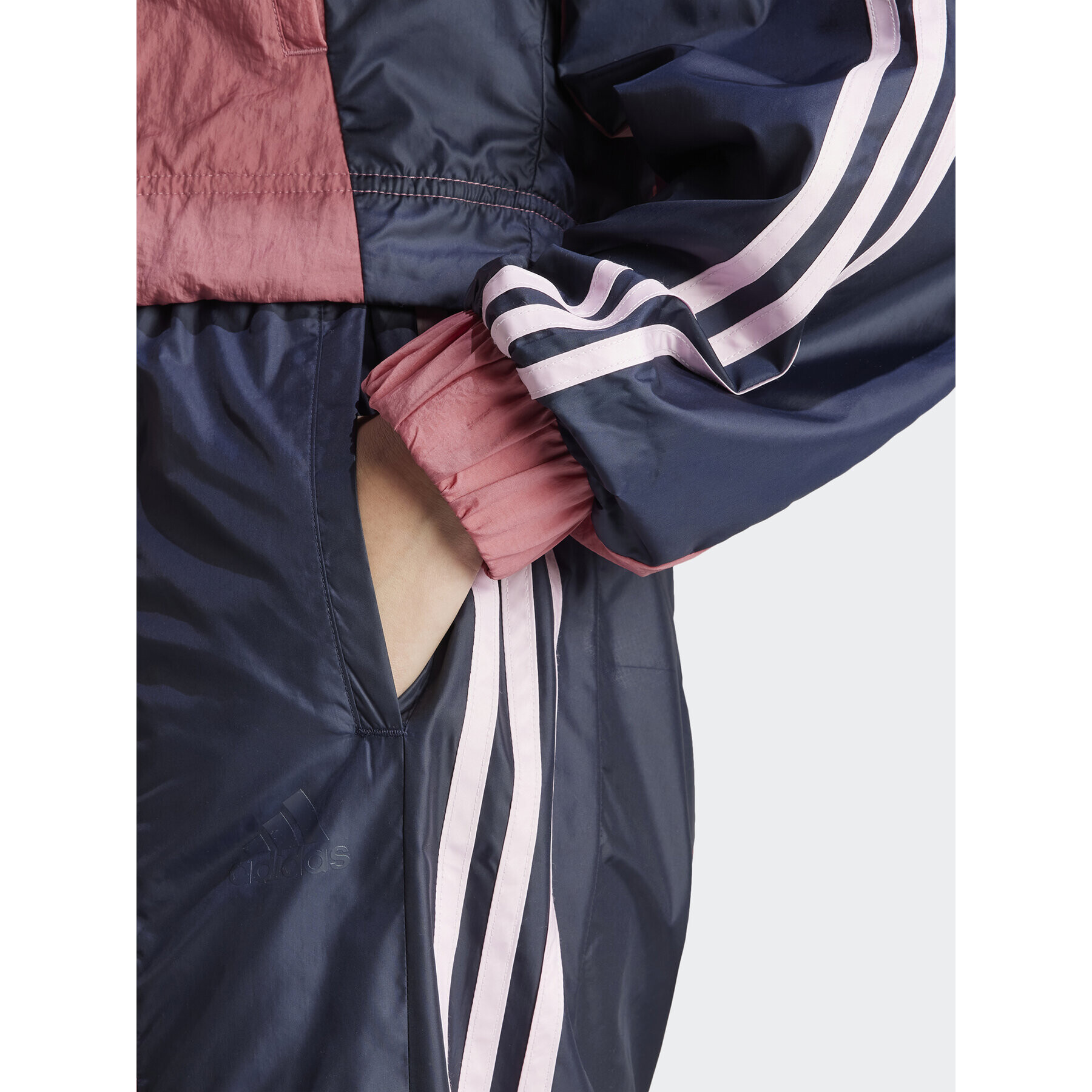 adidas Trenirka Gametime Tracksuit IC0415 Roza Regular Fit - Pepit.si