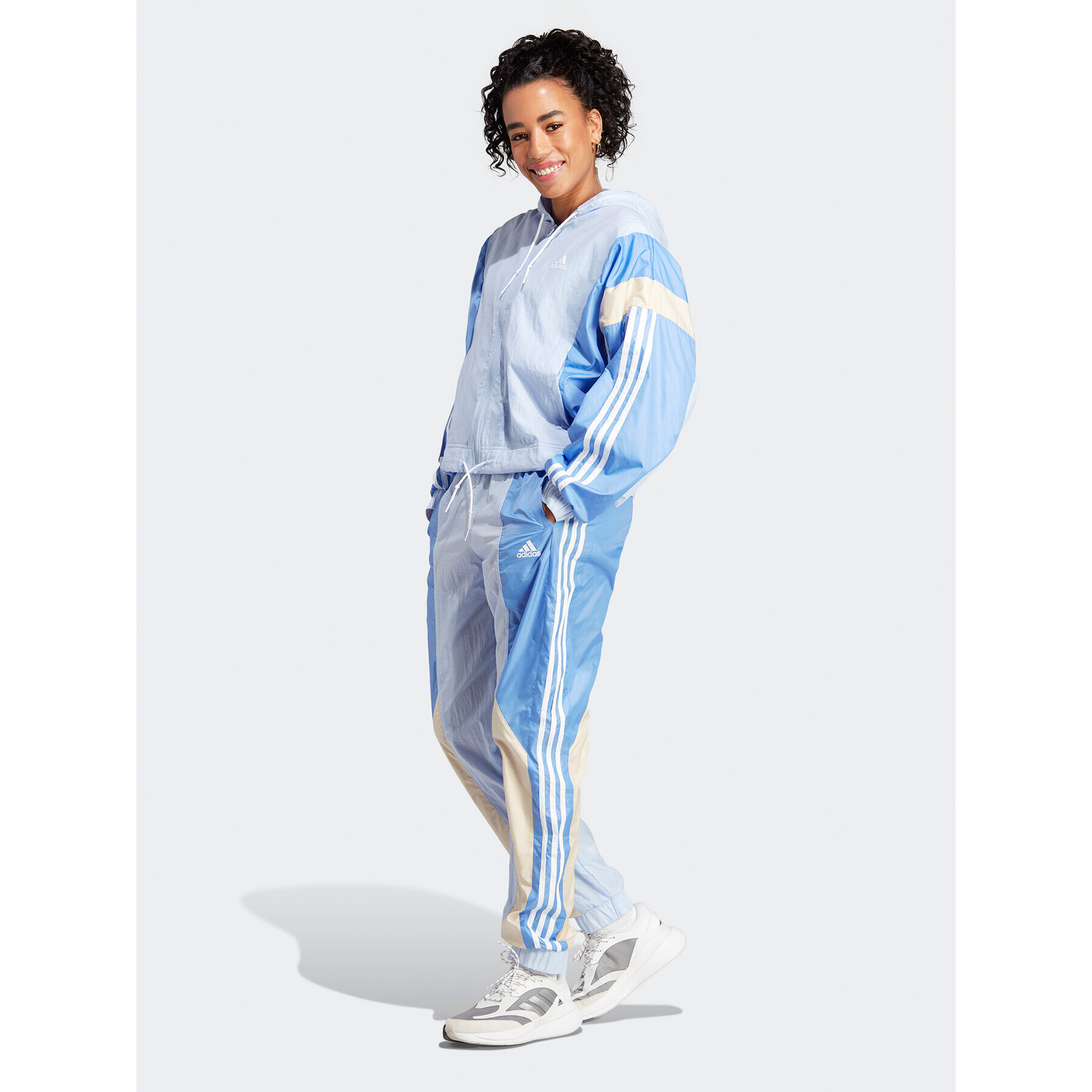 adidas Trenirka Gametime Tracksuit IC0417 Modra Regular Fit - Pepit.si