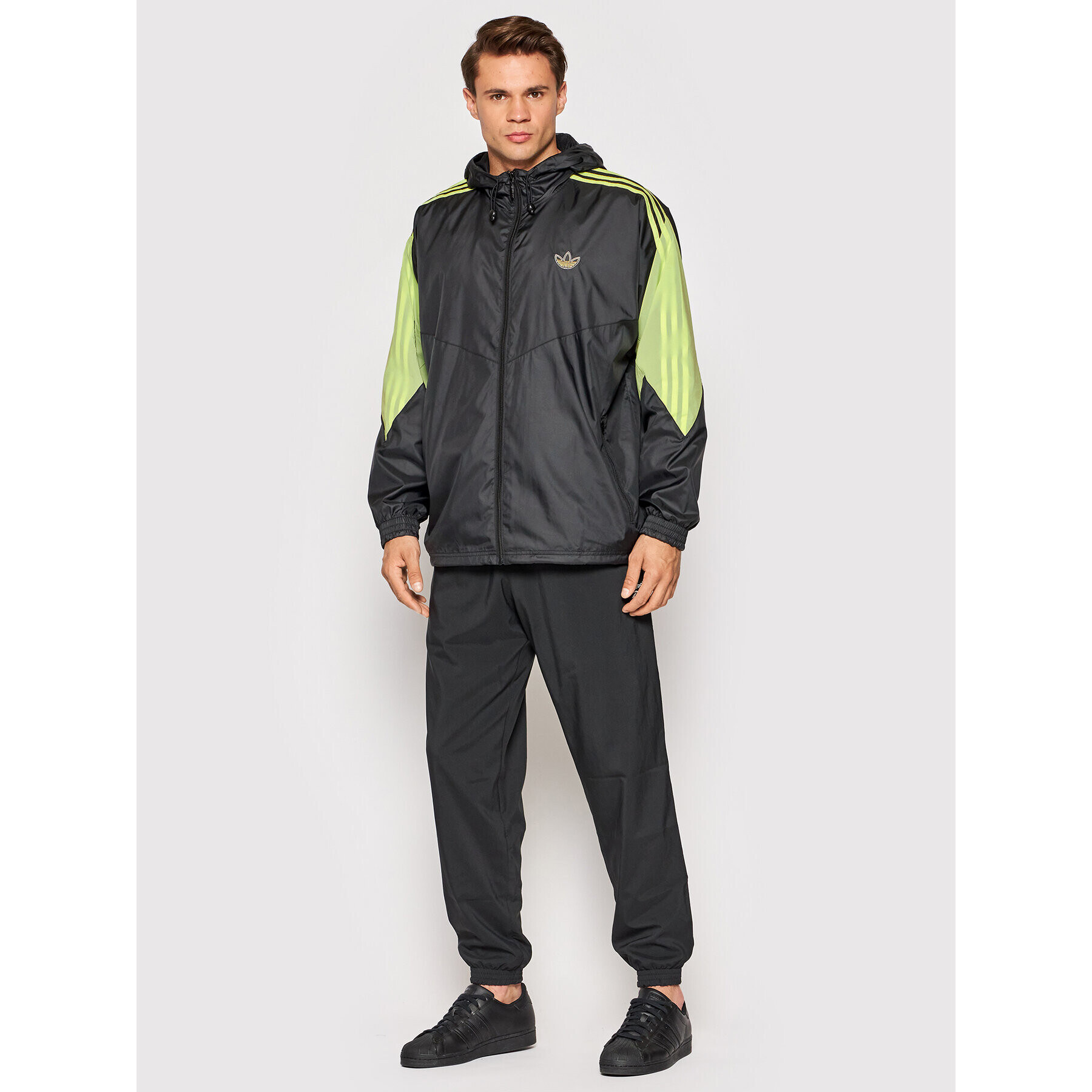 adidas Vetrovka Sprt Lightning HE4710 Črna Regular Fit - Pepit.si