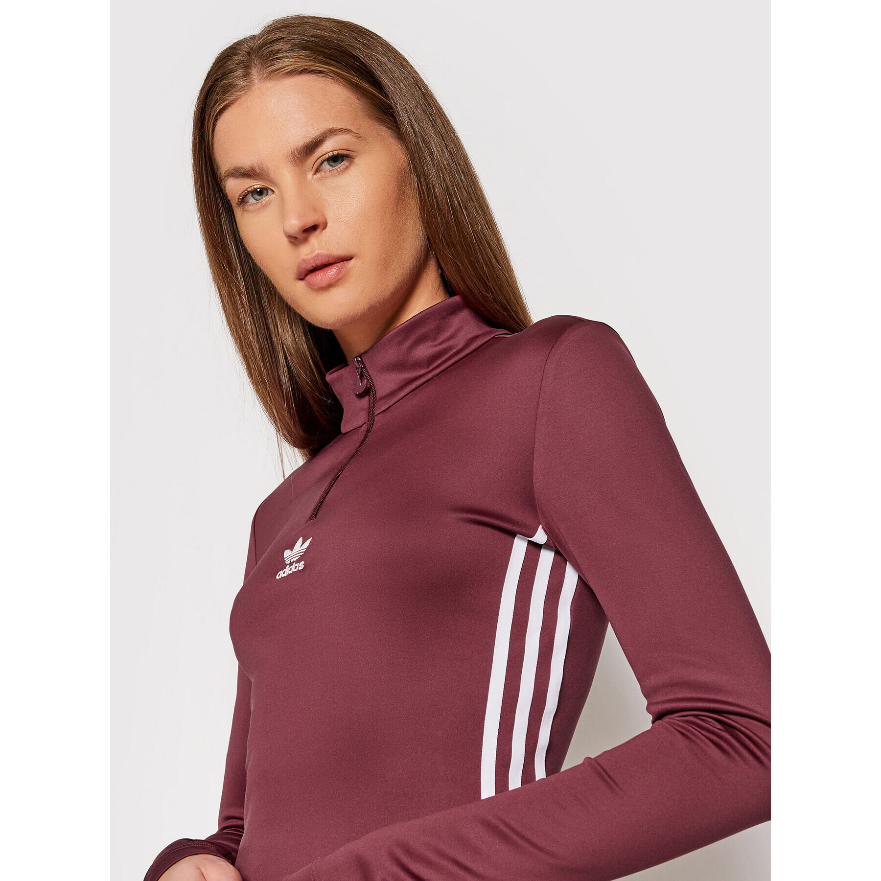 adidas Vsakodnevna obleka adicolor Classics H35617 Bordo rdeča Slim Fit - Pepit.si