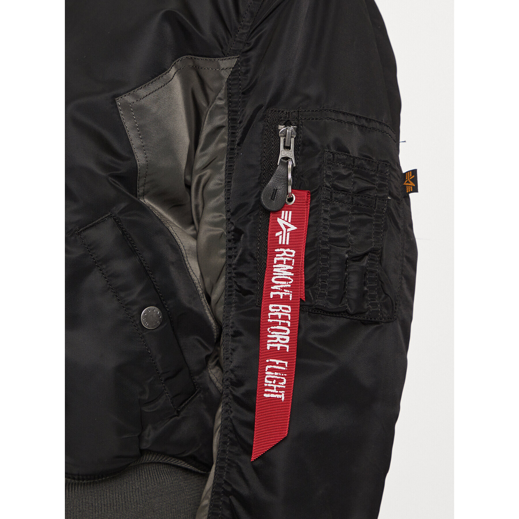 Alpha Industries Bomber jakna MA-1 Cyber 108008 Črna Regular Fit - Pepit.si