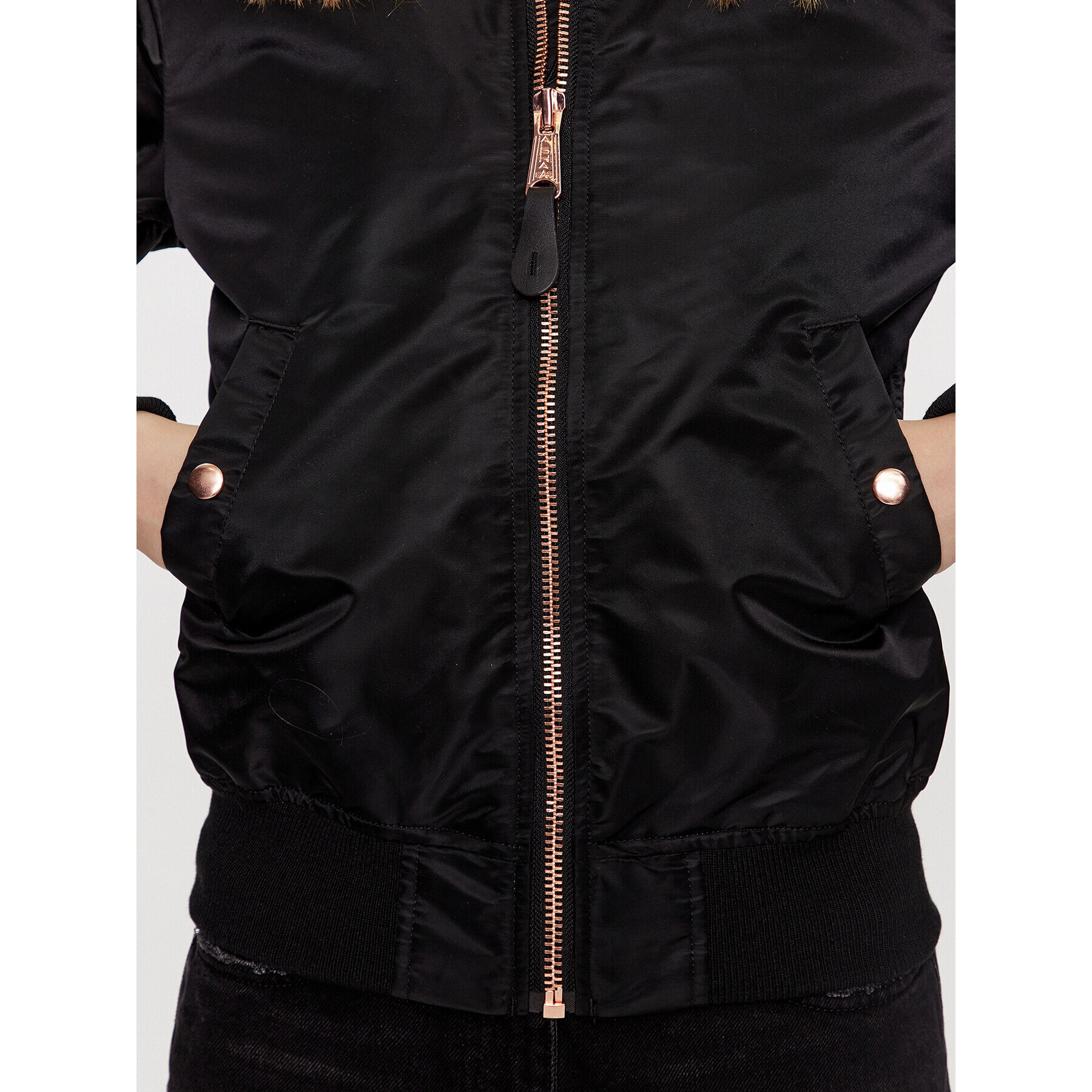 Alpha Industries Bomber jakna MA-1 156001 Črna Slim Fit - Pepit.si