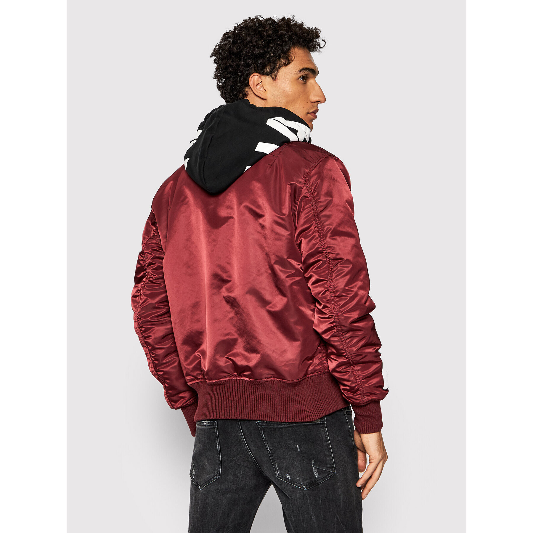 Alpha Industries Bomber jakna Ma-1 Zhp 118101 Bordo rdeča Regular Fit - Pepit.si