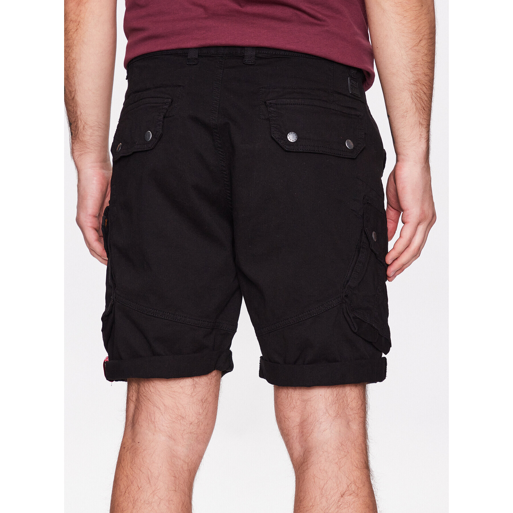 Alpha Industries Kratke hlače iz tkanine Combat Shorts Črna Slim Fit - Pepit.si