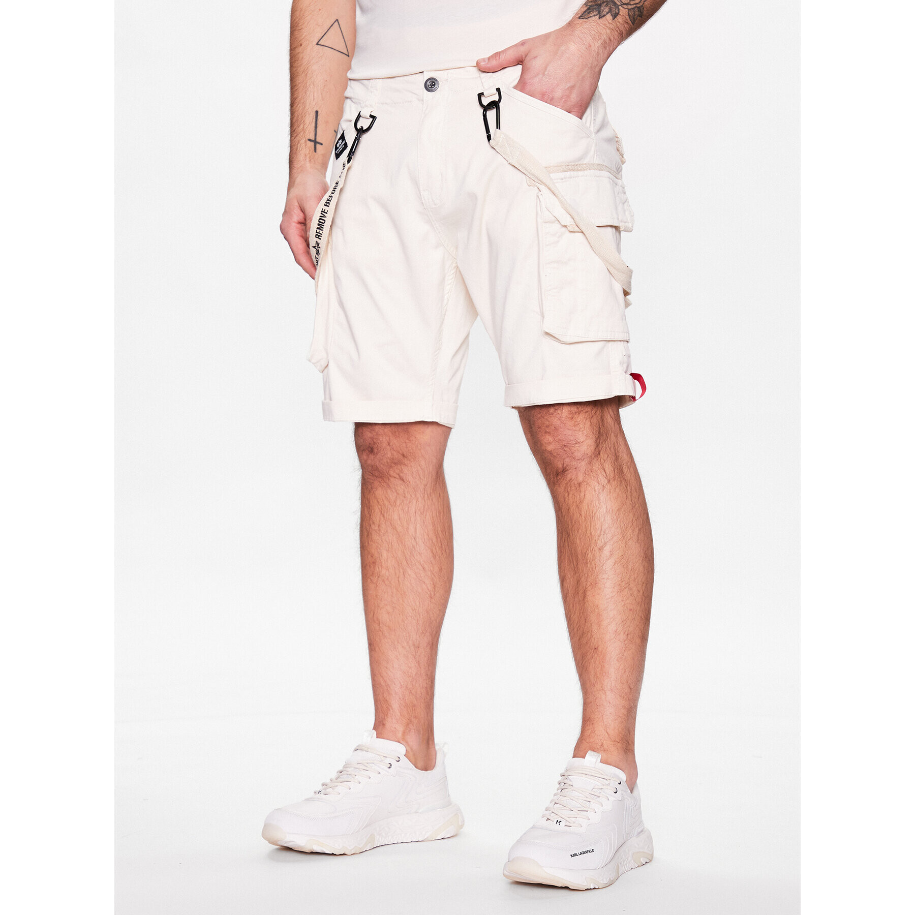 Alpha Industries Kratke hlače iz tkanine Utility Short Bela Regular Fit - Pepit.si