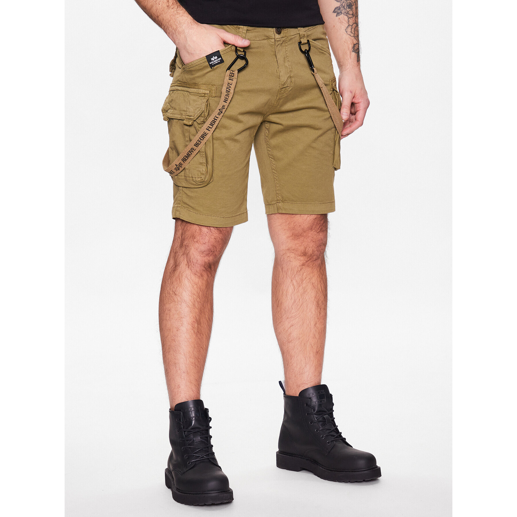 Alpha Industries Kratke hlače iz tkanine Utility 116213 Bež Slim Fit - Pepit.si