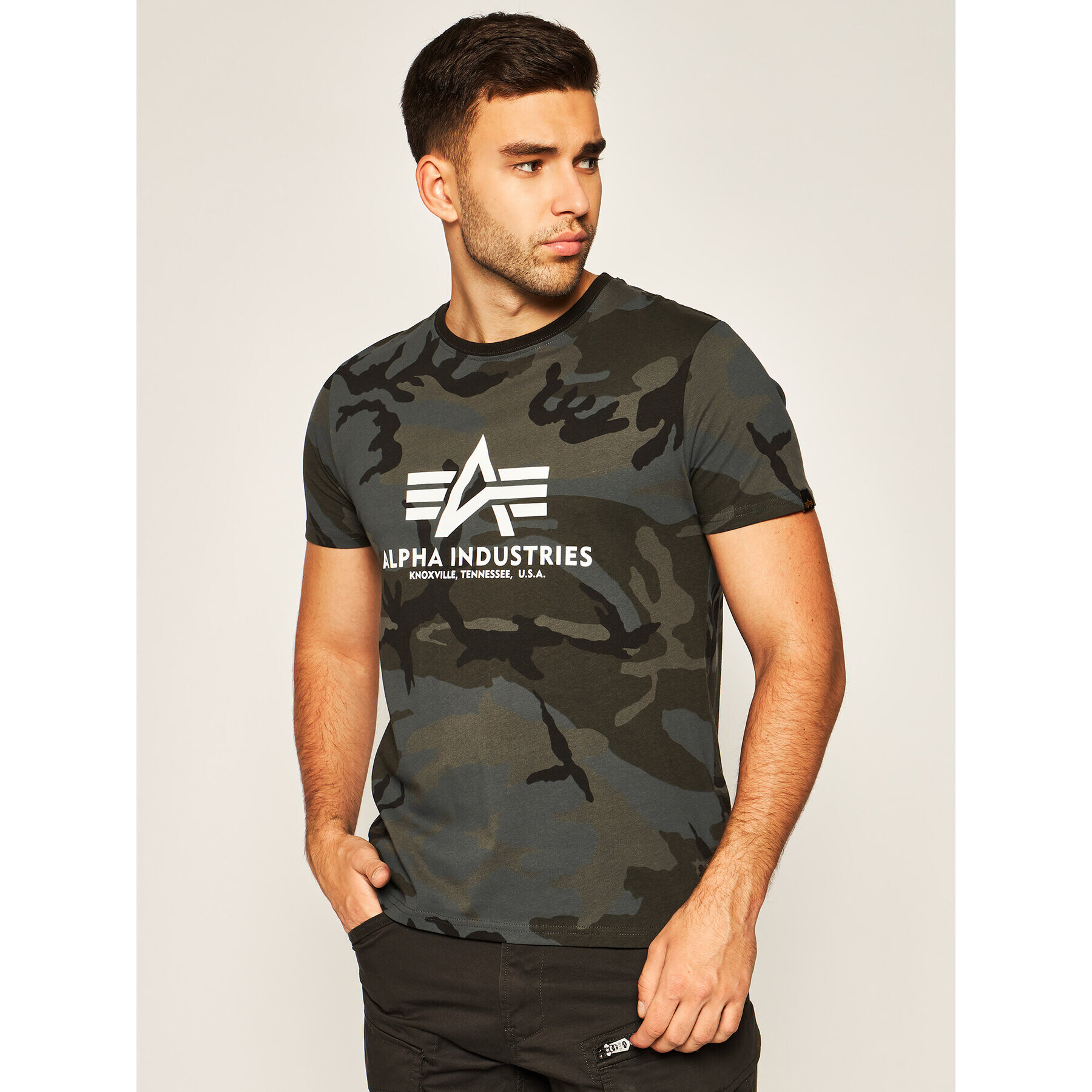 Alpha Industries Majica Basic 100501C Siva Regular Fit - Pepit.si