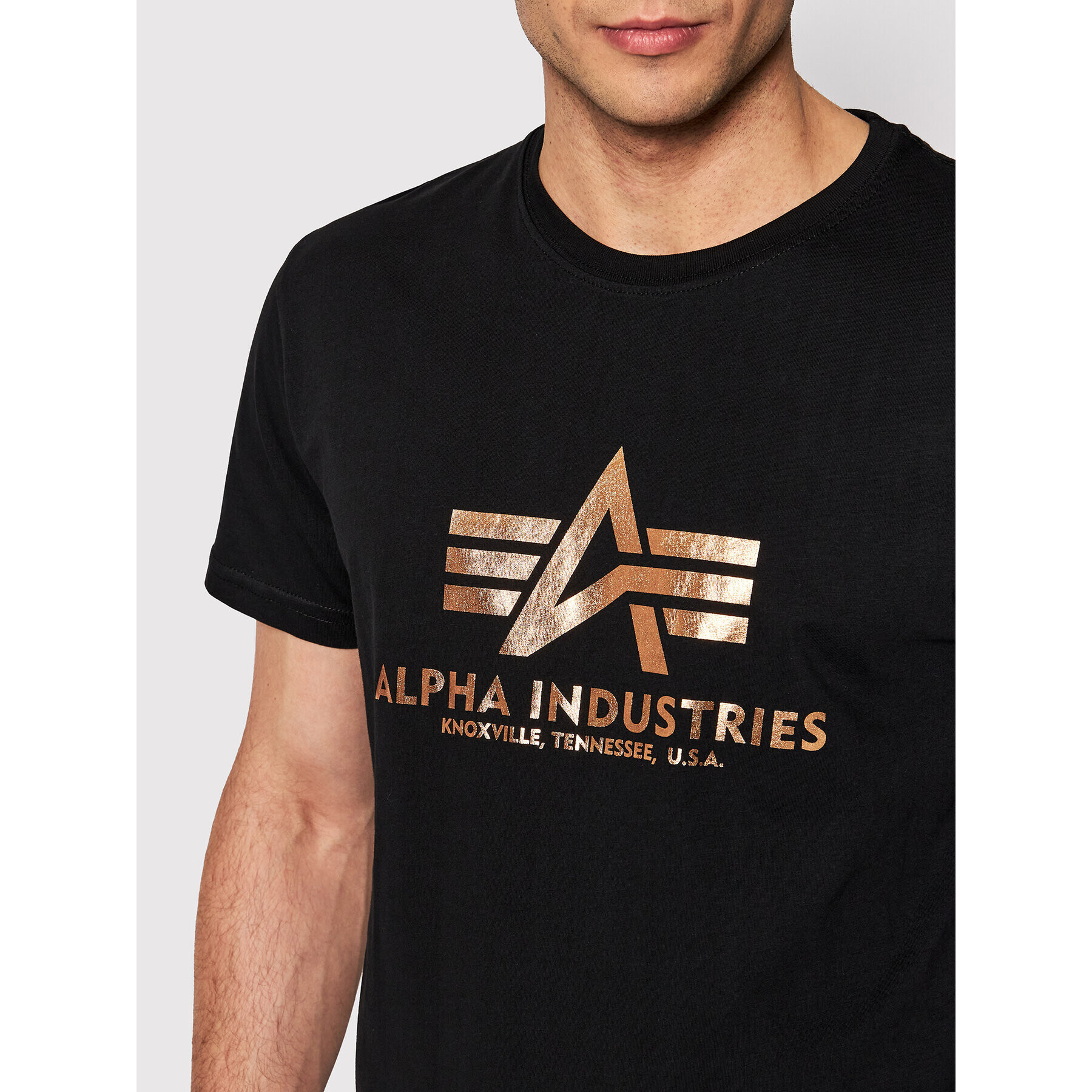 Alpha Industries Majica Basic Foll Print 100501FP Črna Regular Fit - Pepit.si