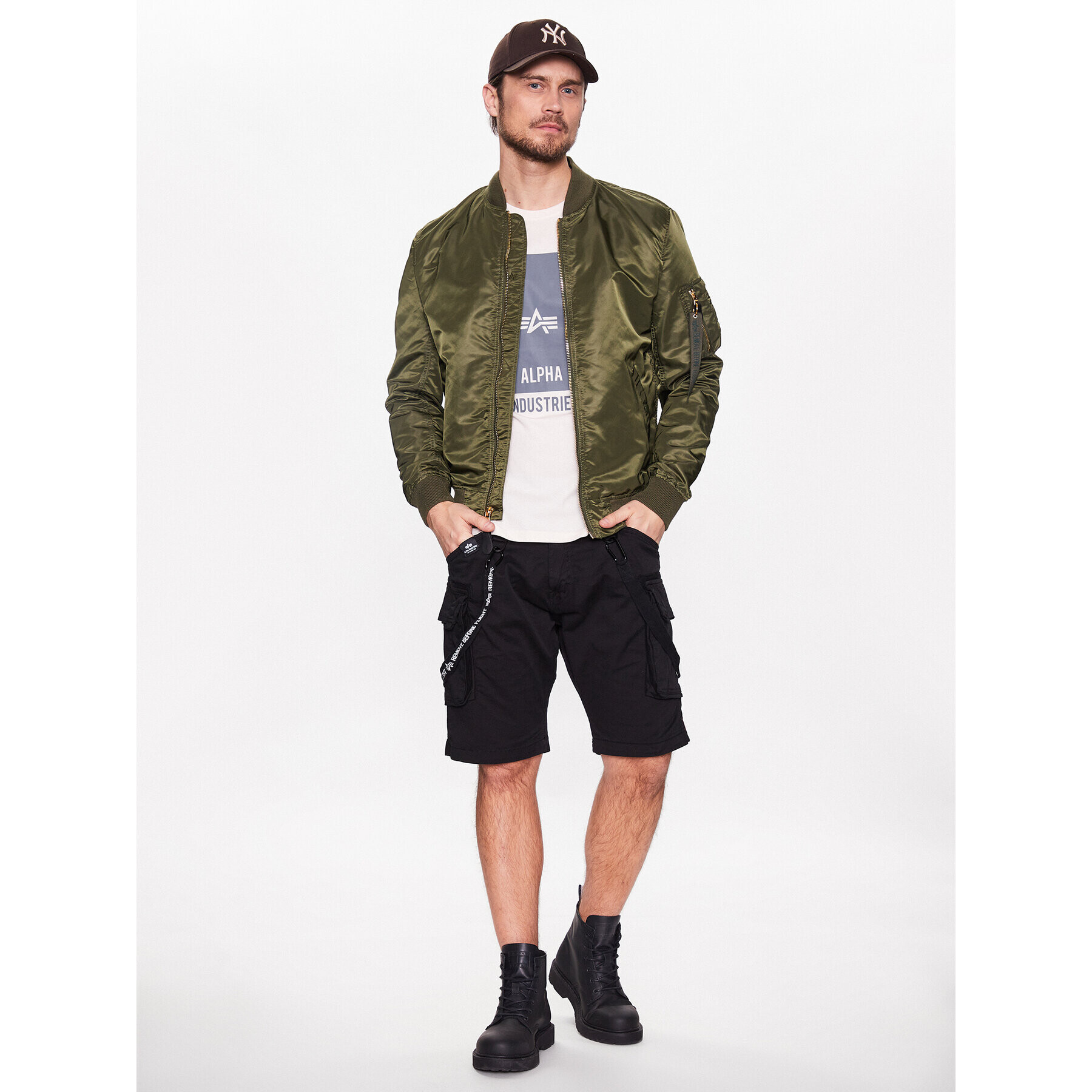 Alpha Industries Majica Block Logo T Écru Regular Fit - Pepit.si