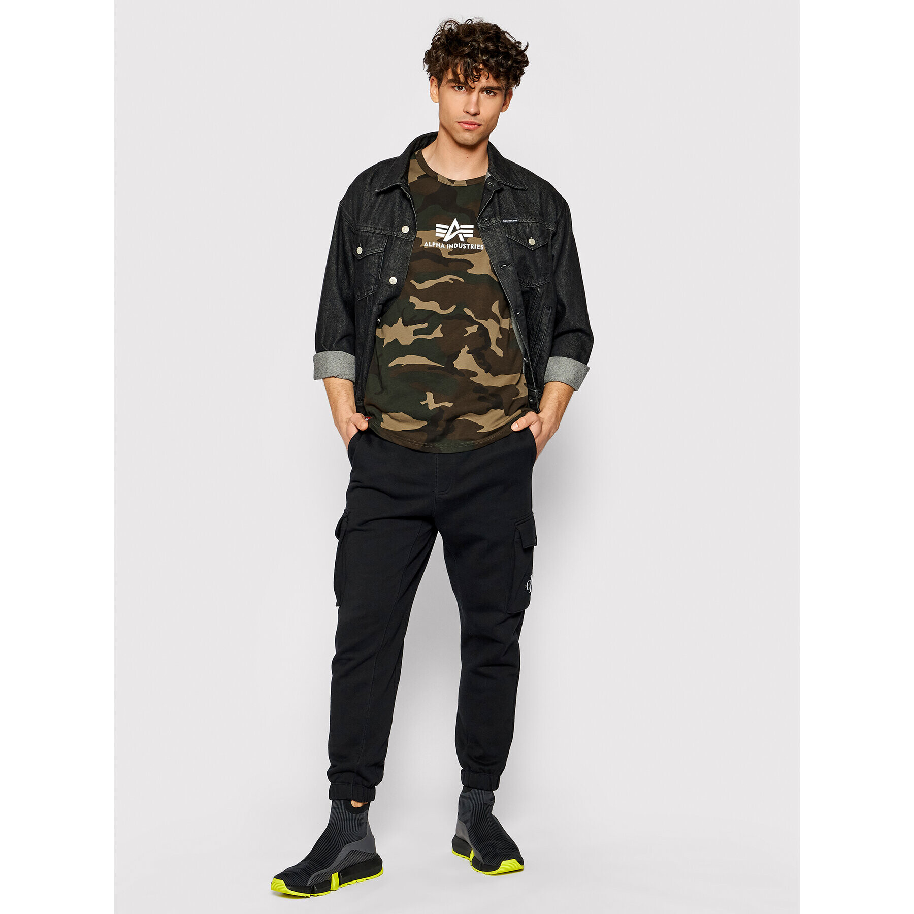 Alpha Industries Majica brez rokavov Basic Camo 126566C Zelena Regular Fit - Pepit.si