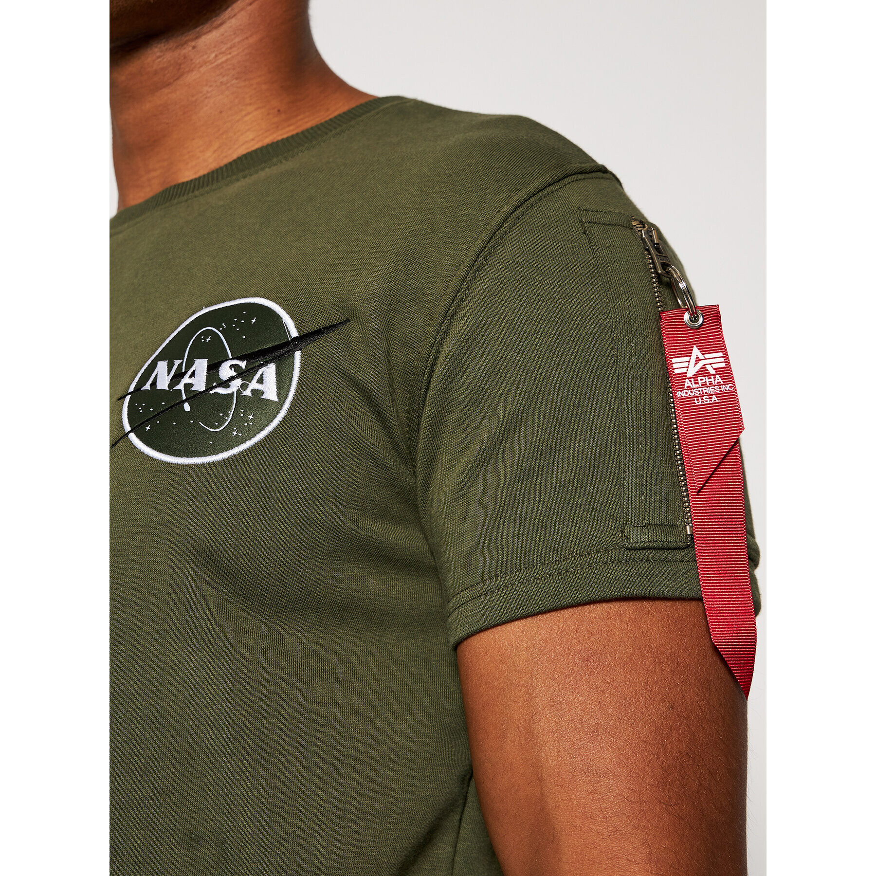 Alpha Industries Majica Nasa Heavy 188502 Zelena Regular Fit - Pepit.si