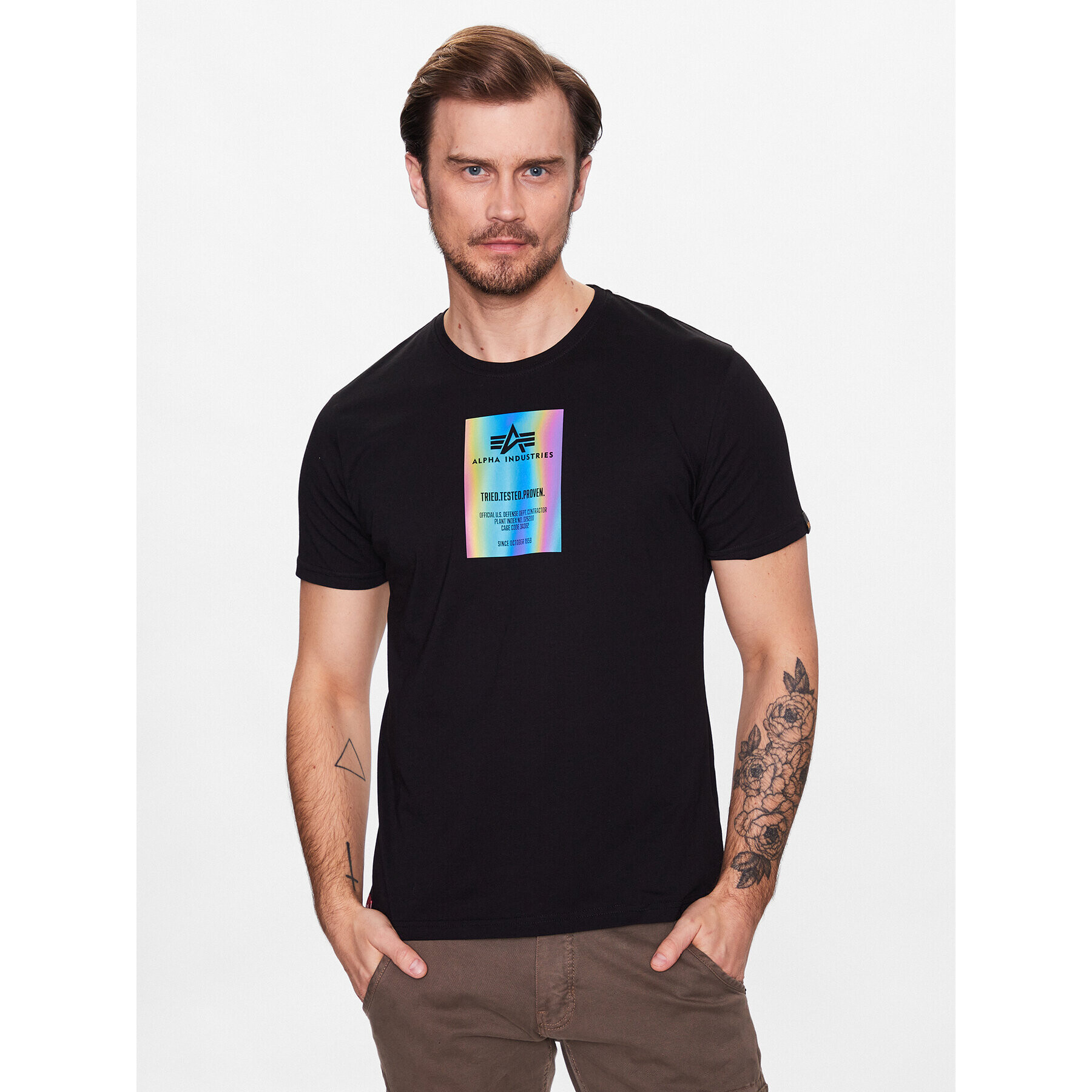 Alpha Industries Majica Rainbow Reflective Label T 126501RR Črna Regular Fit - Pepit.si