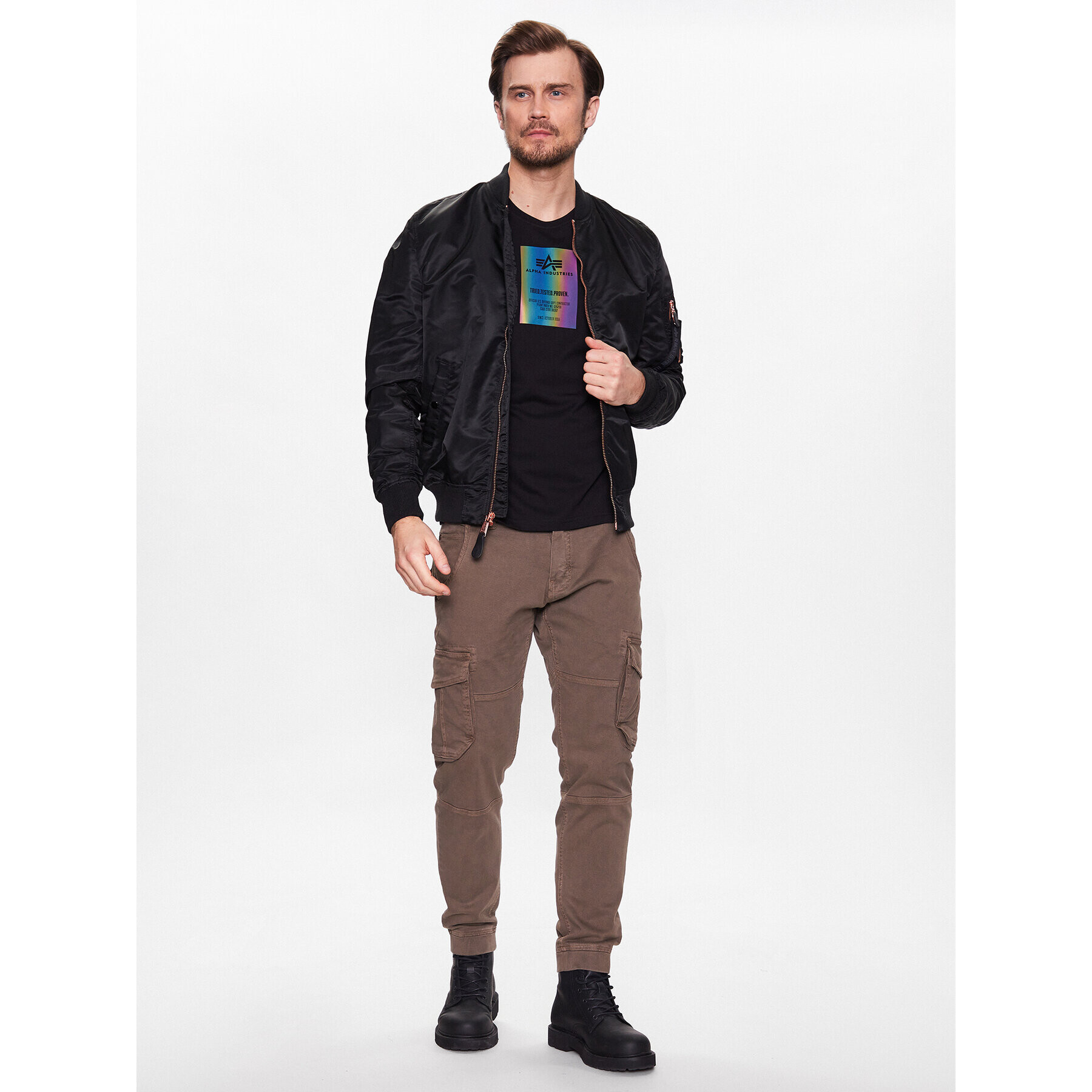 Alpha Industries Majica Rainbow Reflective Label T 126501RR Črna Regular Fit - Pepit.si