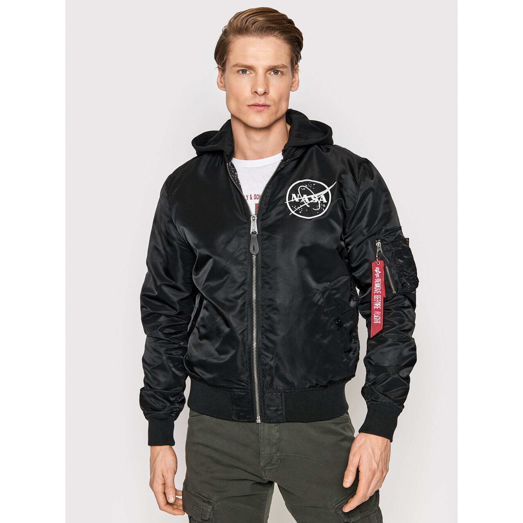 Alpha Industries Prehodna jakna Ma-1 116106 Črna Regular Fit - Pepit.si