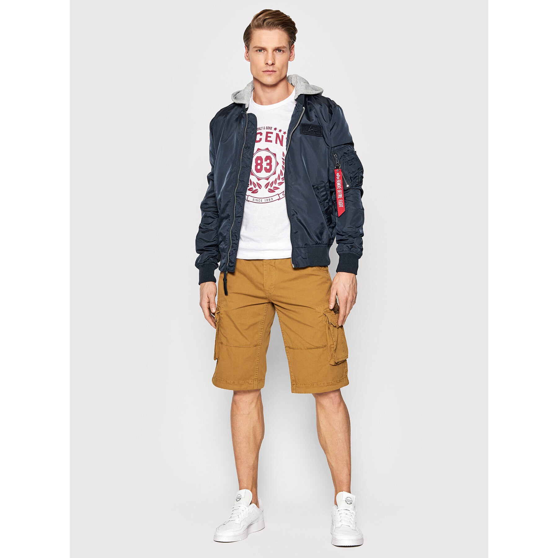 Alpha Industries Prehodna jakna Ma-1 Tt 106103 Mornarsko modra Regular Fit - Pepit.si