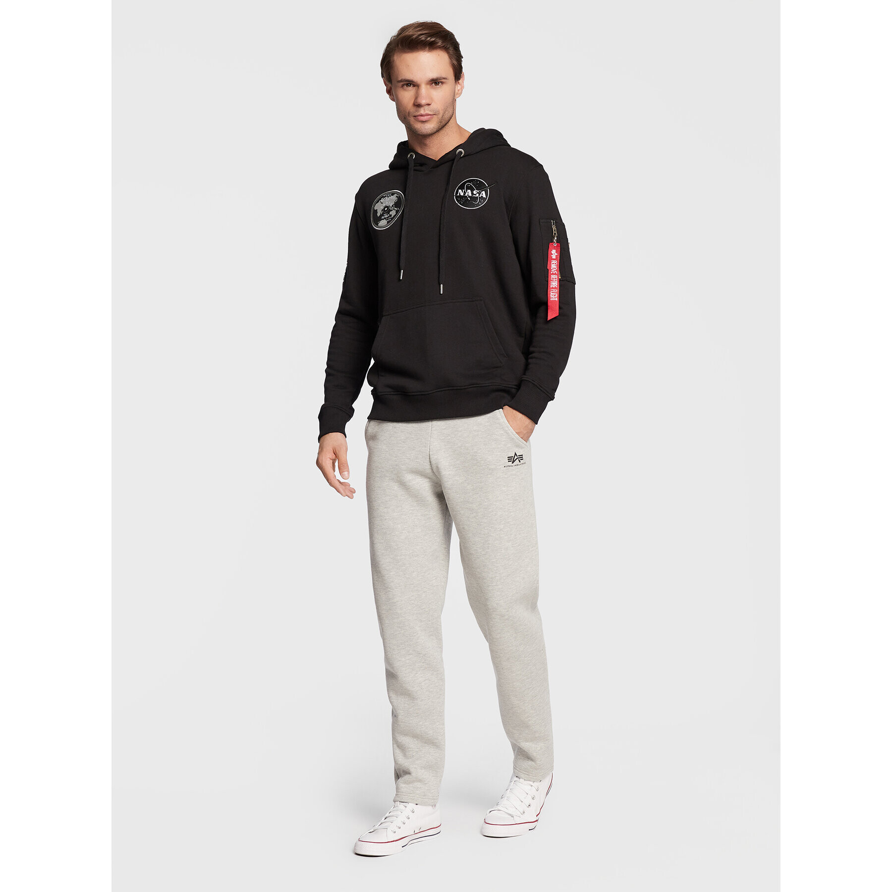 Alpha Industries Spodnji del trenirke Basic 108367 Siva Regular Fit - Pepit.si