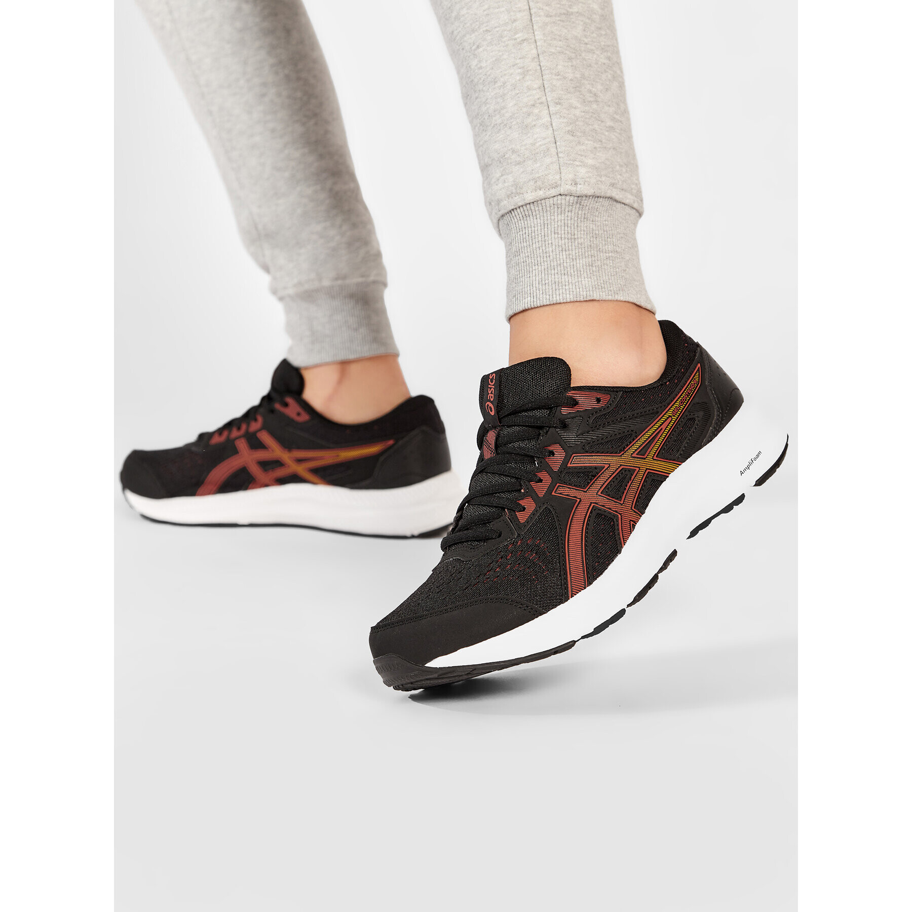 Asics Čevlji Gel-Contend 8 1011B492 Črna - Pepit.si