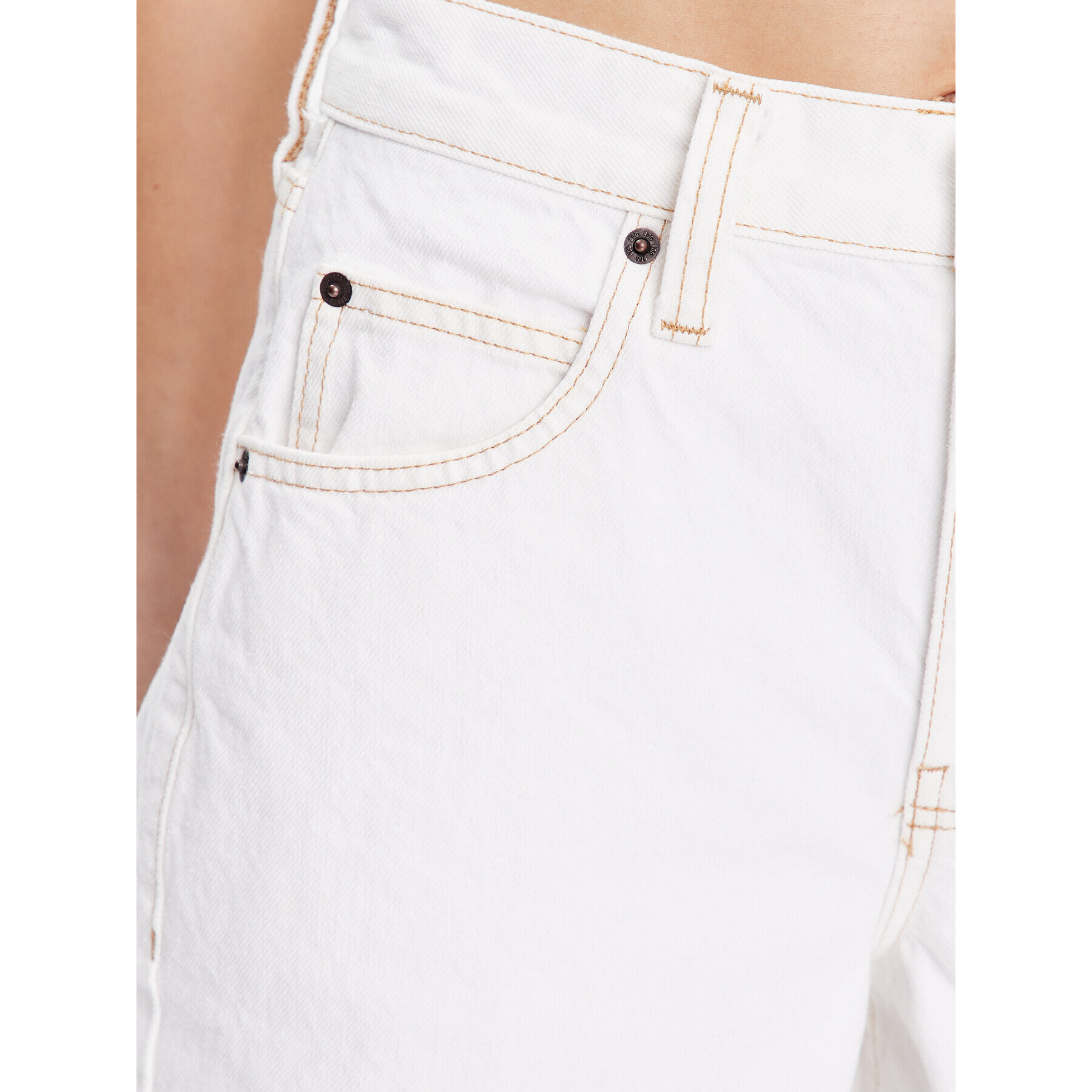 BDG Urban Outfitters Hlače iz tkanine BDG LOGAN CINCH WHITE 76473347 Bela Relaxed Fit - Pepit.si