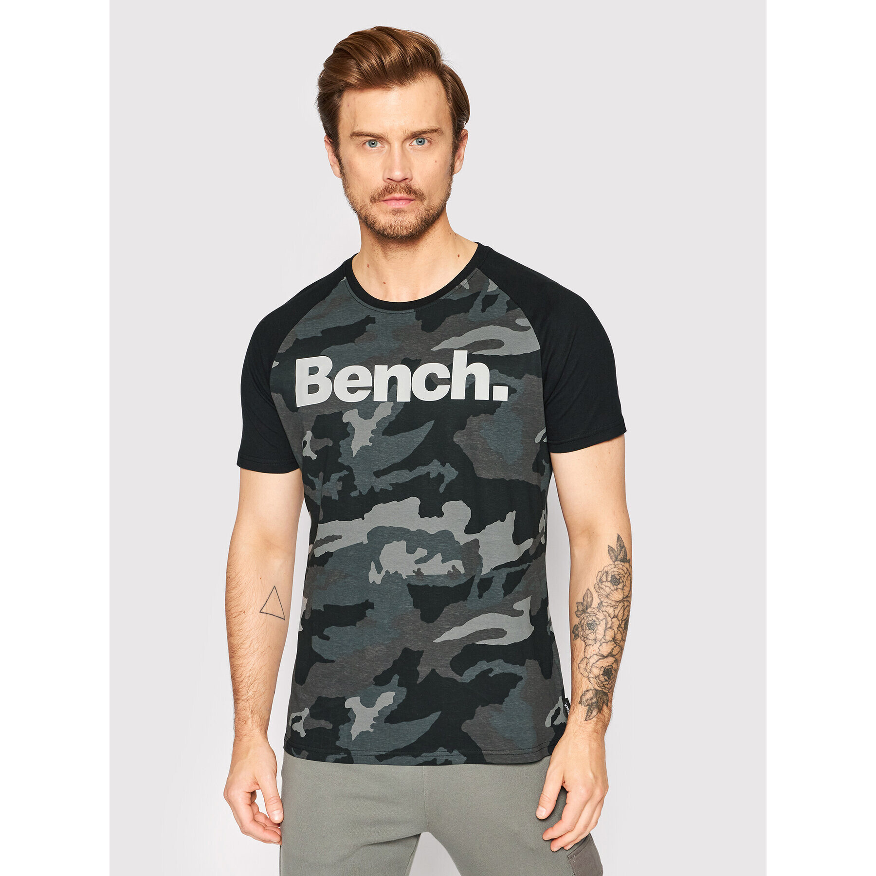 Bench Majica Besom 120764 Črna Regular Fit - Pepit.si