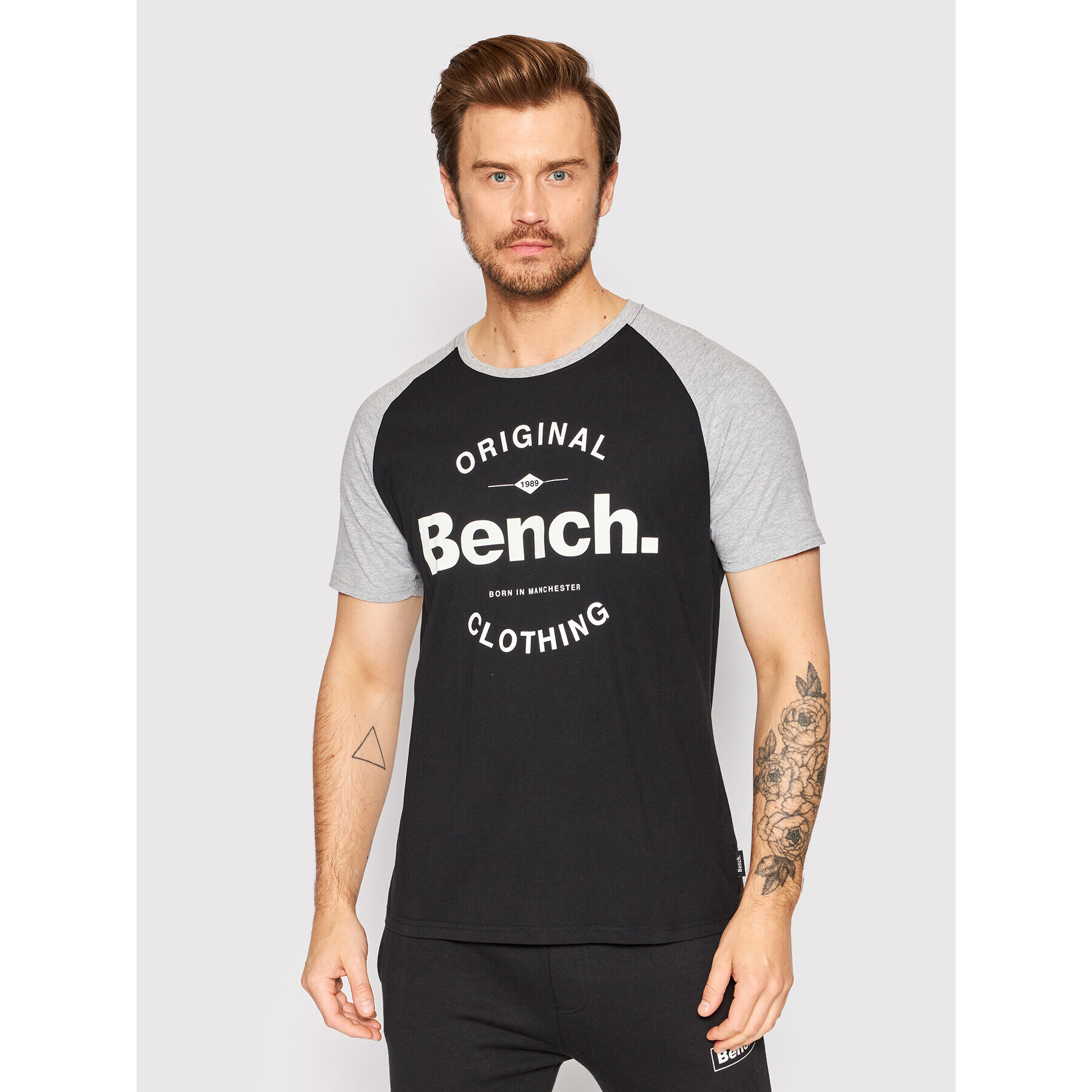 Bench Majica Hazza 120742 Črna Regular Fit - Pepit.si