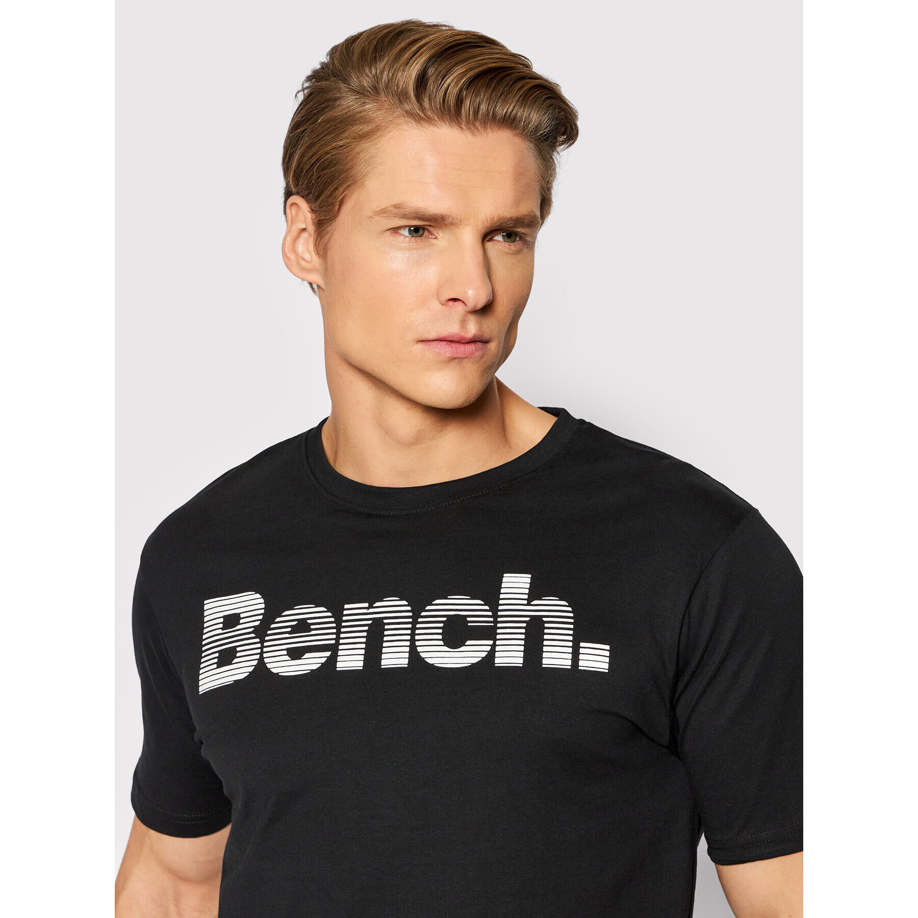 Bench Majica Leandro 118985 Črna Regular Fit - Pepit.si