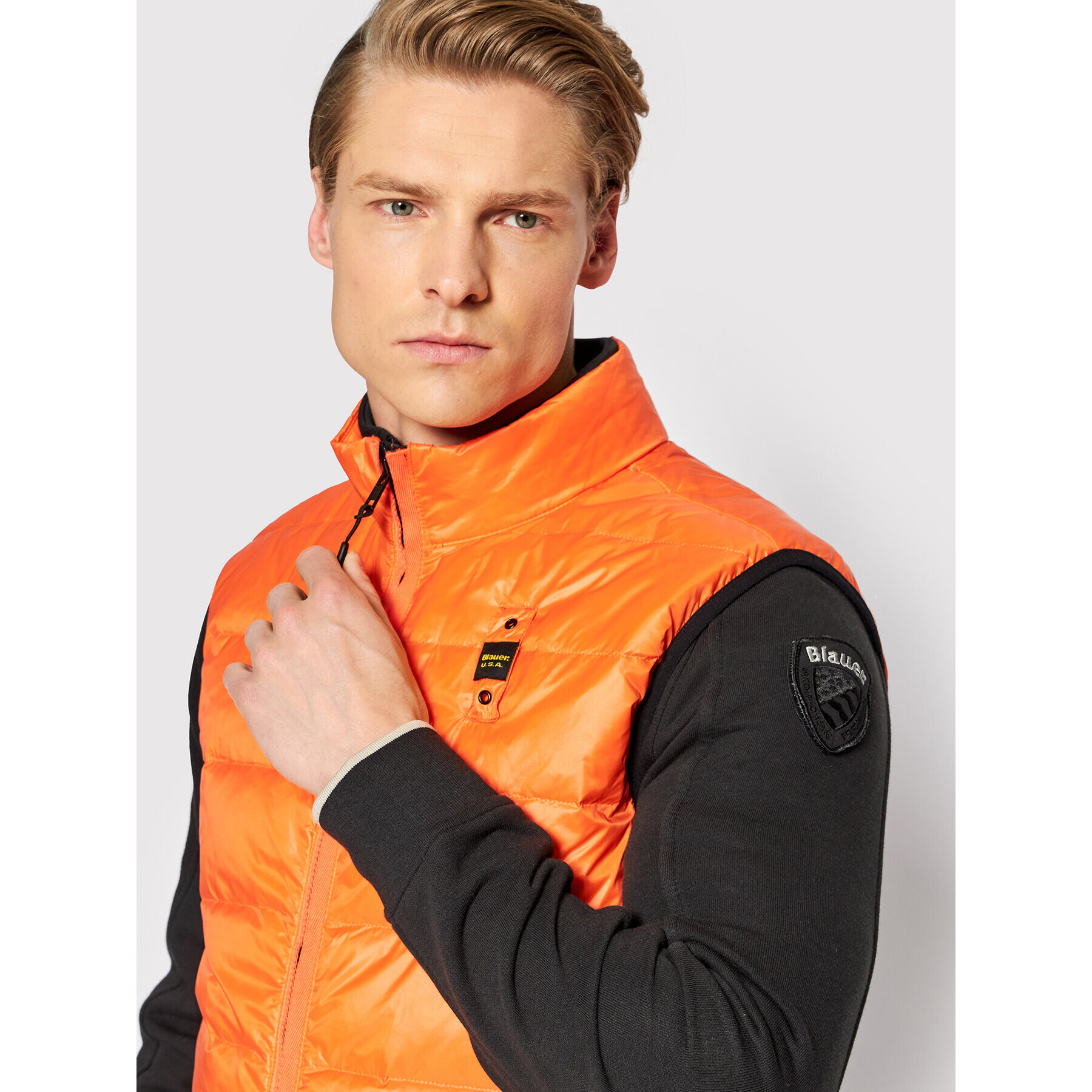 Blauer Telovnik Daryl 22SBLUX03040-006235 Oranžna Regular Fit - Pepit.si