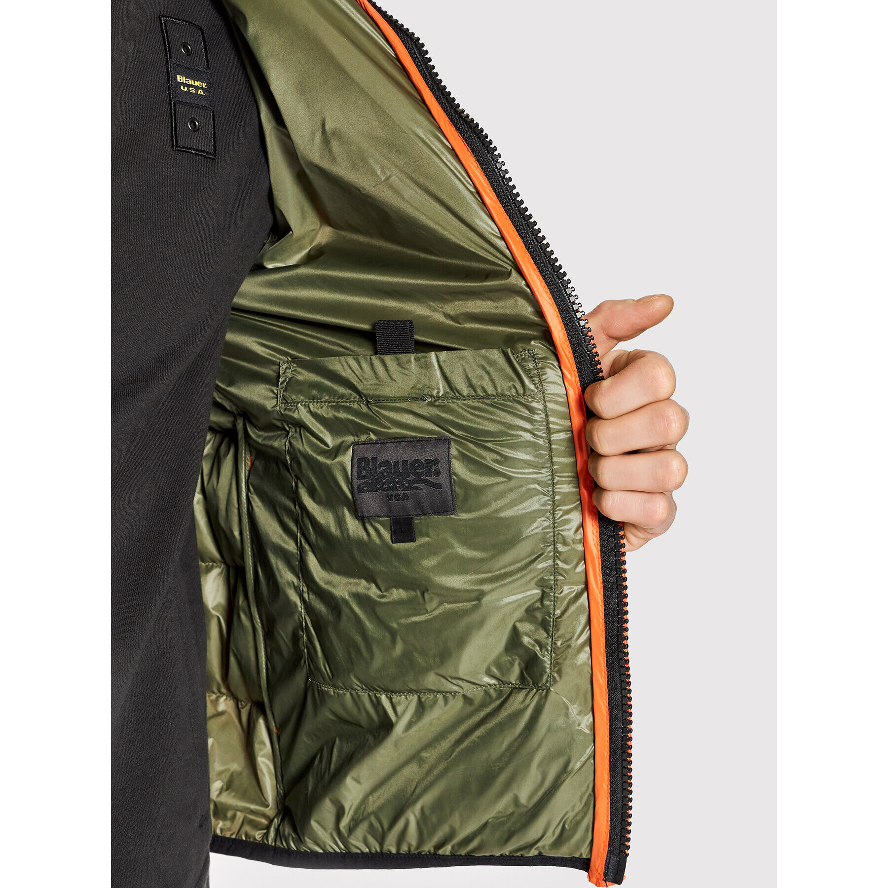 Blauer Telovnik Daryl 22SBLUX03040-006235 Oranžna Regular Fit - Pepit.si