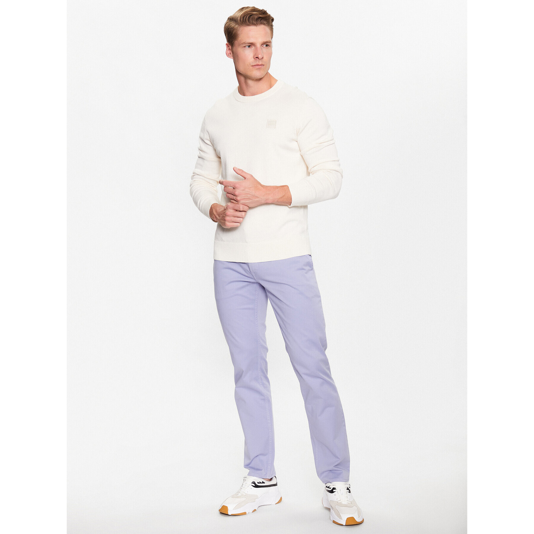 Boss Hlače iz tkanine 50470813 Vijolična Slim Fit - Pepit.si