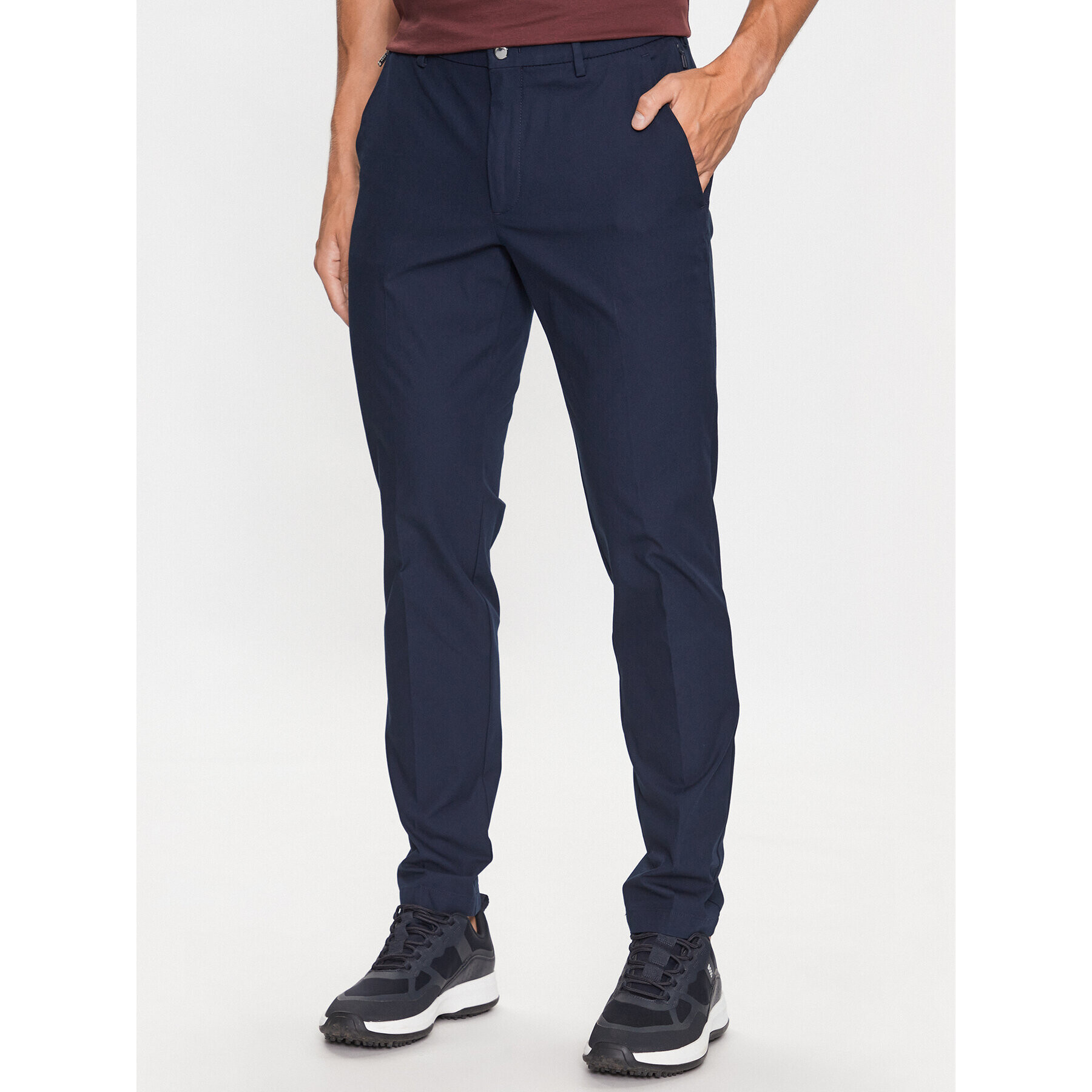 Boss Hlače iz tkanine 50478294 Modra Slim Fit - Pepit.si