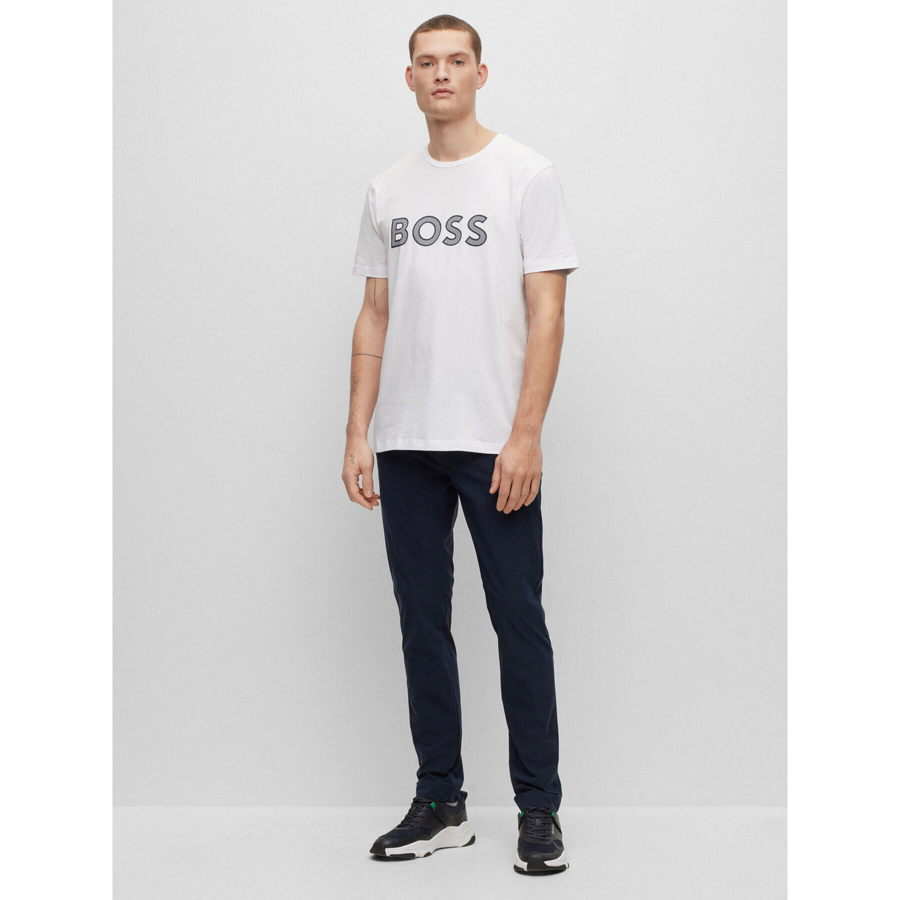 Boss Hlače iz tkanine 50487561 Mornarsko modra Slim Fit - Pepit.si