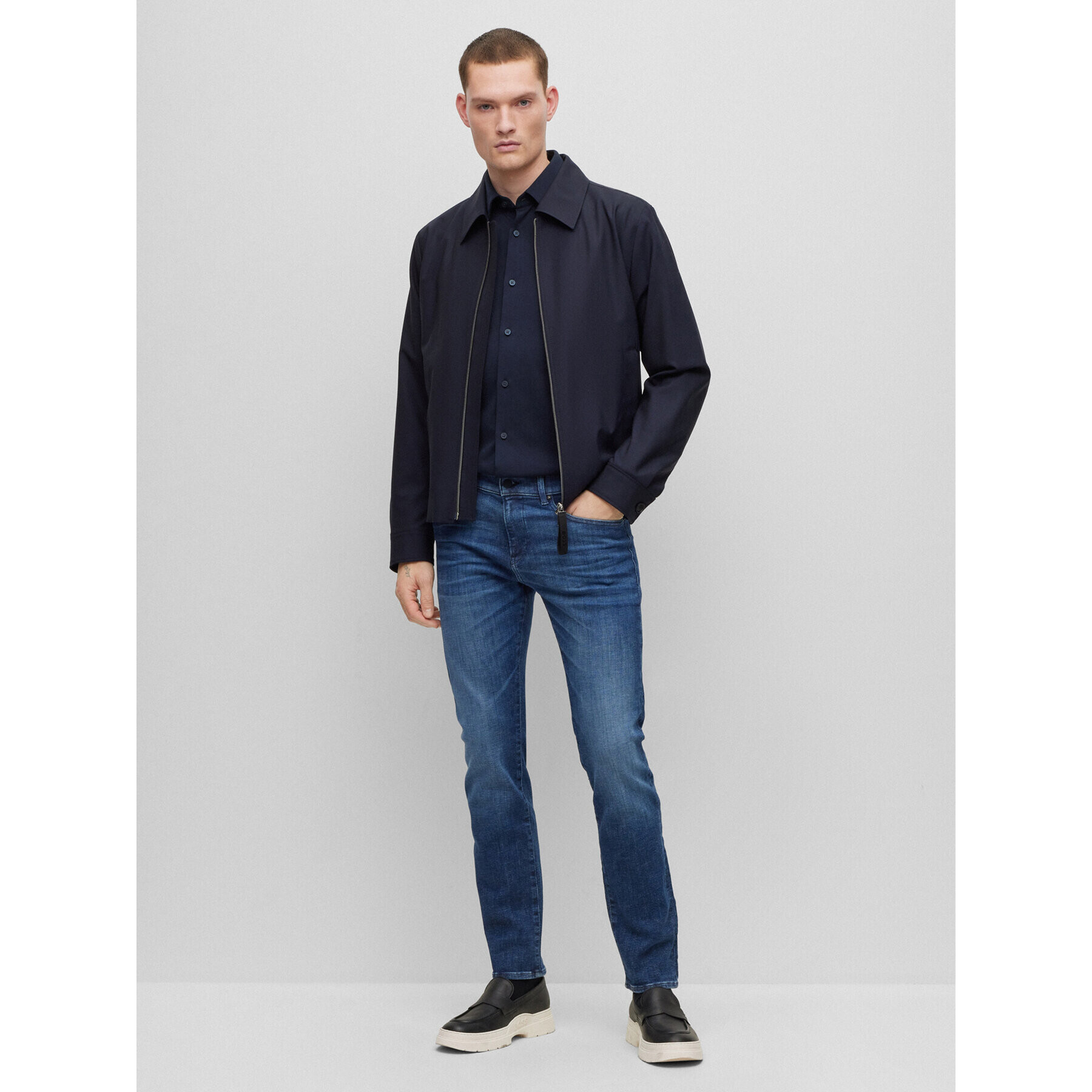 Boss Jeans hlače 50490518 Modra Slim Fit - Pepit.si