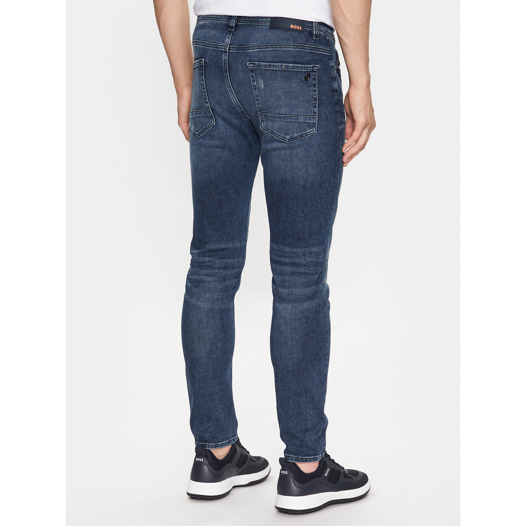 Boss Jeans hlače 50495962 Modra Tapered Fit - Pepit.si