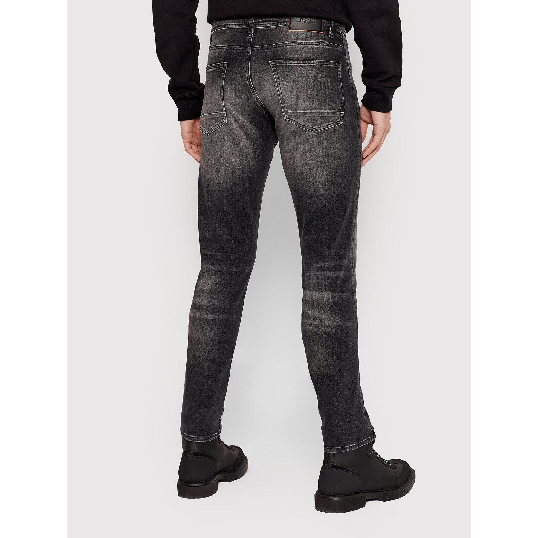 Boss Jeans hlače Delaware 50463403 Črna Slim Fit - Pepit.si