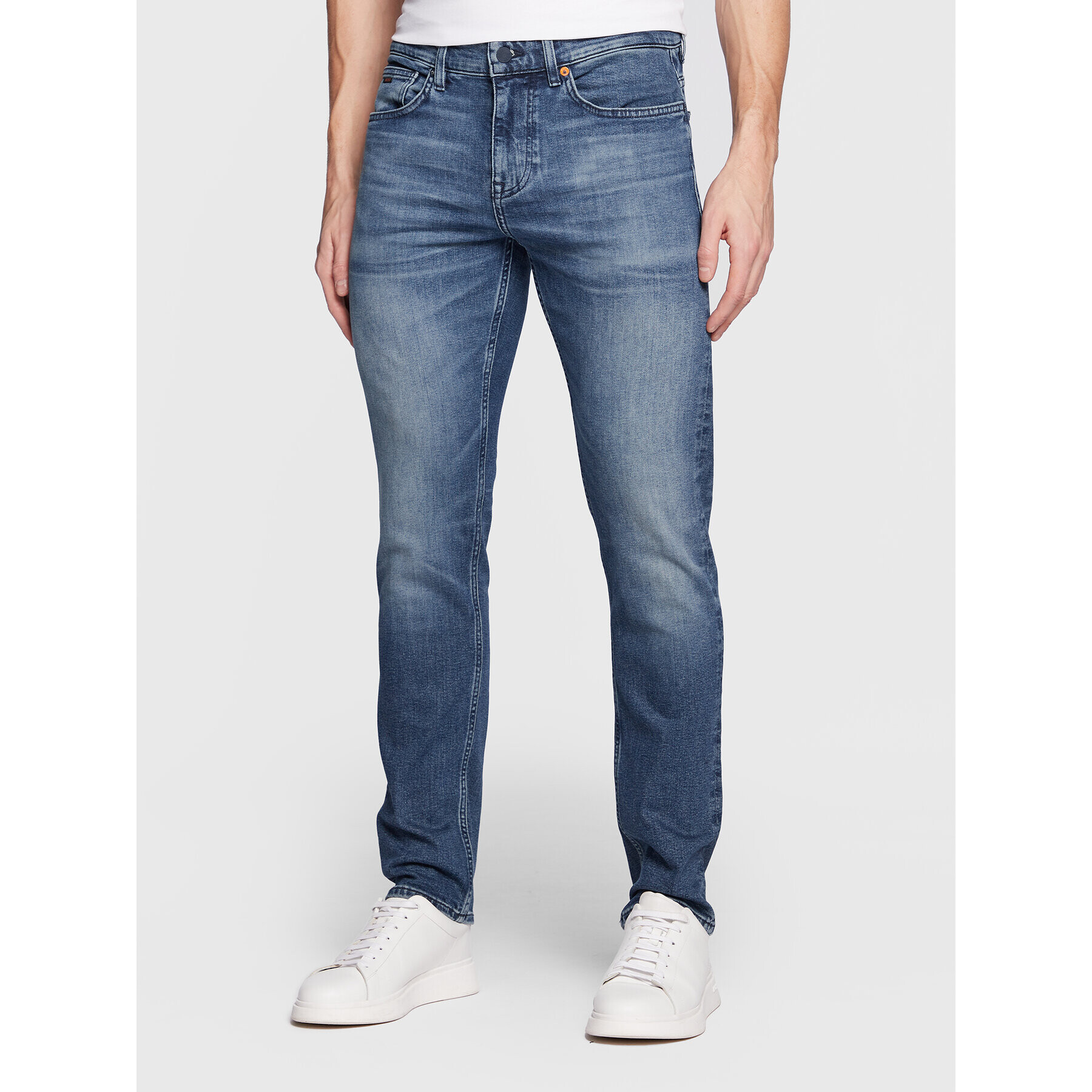 Boss Jeans hlače Delaware 50480228 Modra Slim Fit - Pepit.si