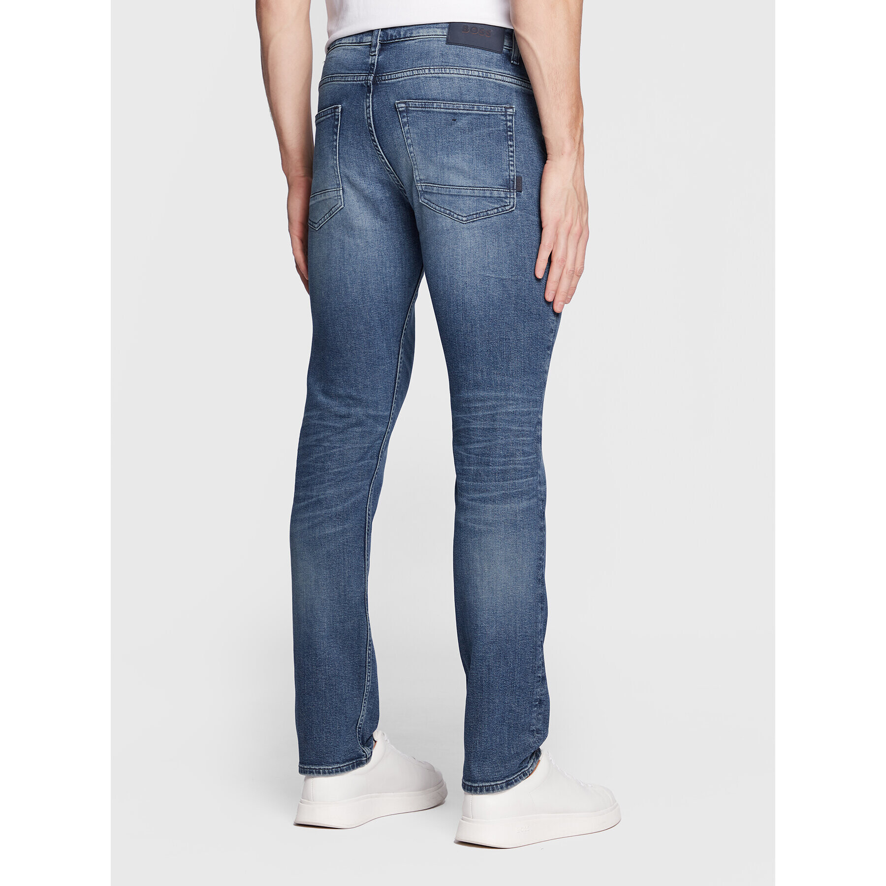 Boss Jeans hlače Delaware 50480228 Modra Slim Fit - Pepit.si