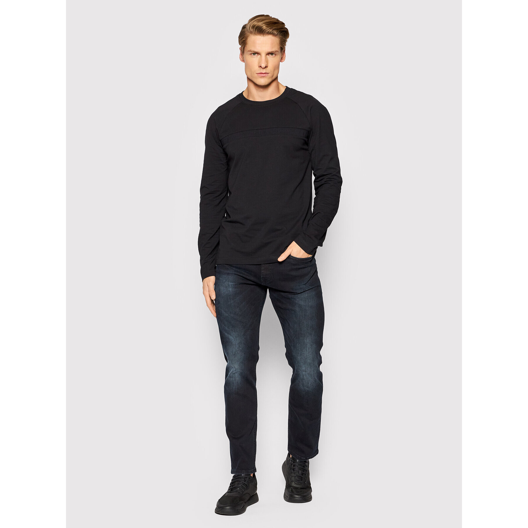 Boss Jeans hlače Delaware Bc-L-P High 50463411 Mornarsko modra Slim Fit - Pepit.si