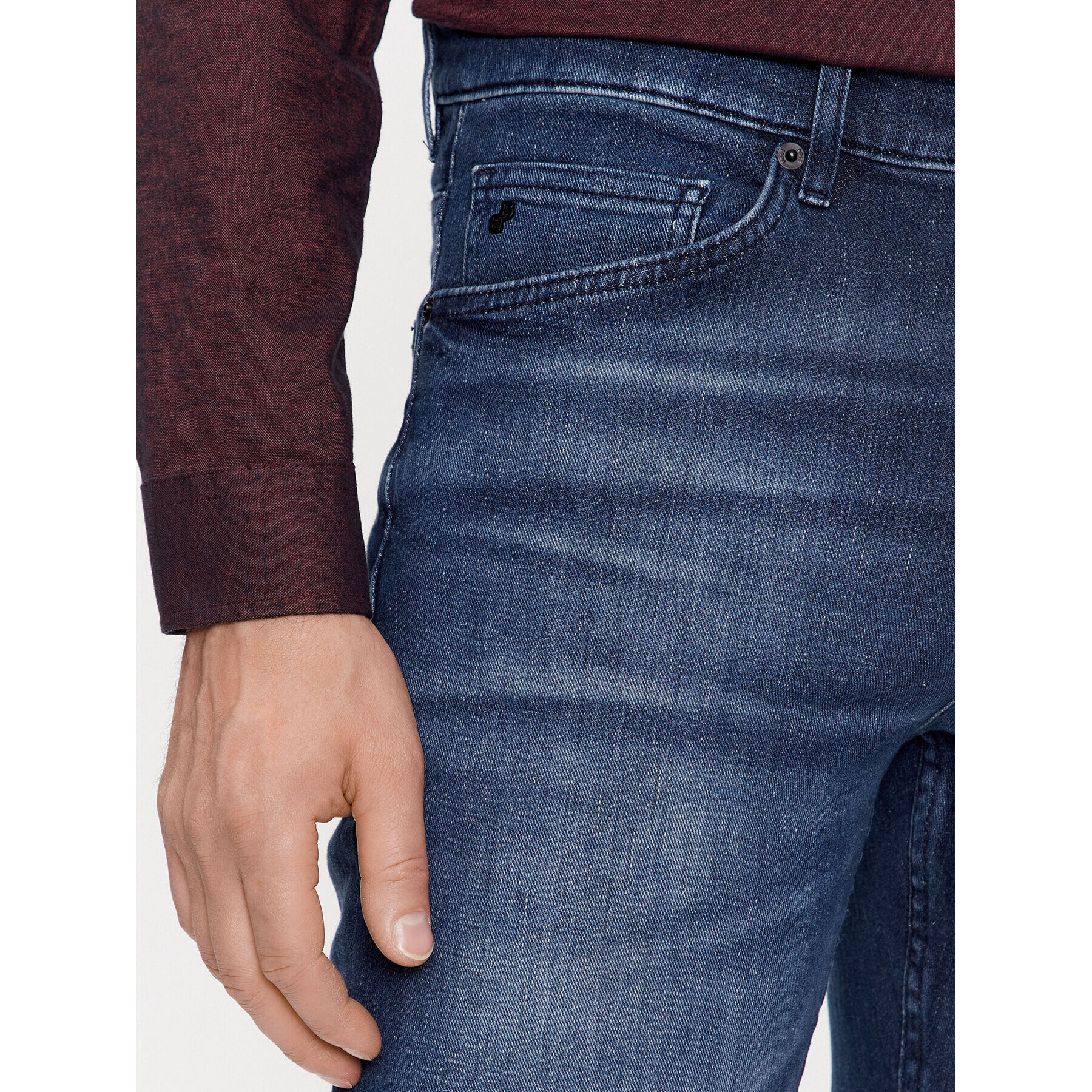 Boss Jeans hlače Taber 50501066 Mornarsko modra Tapered Fit - Pepit.si