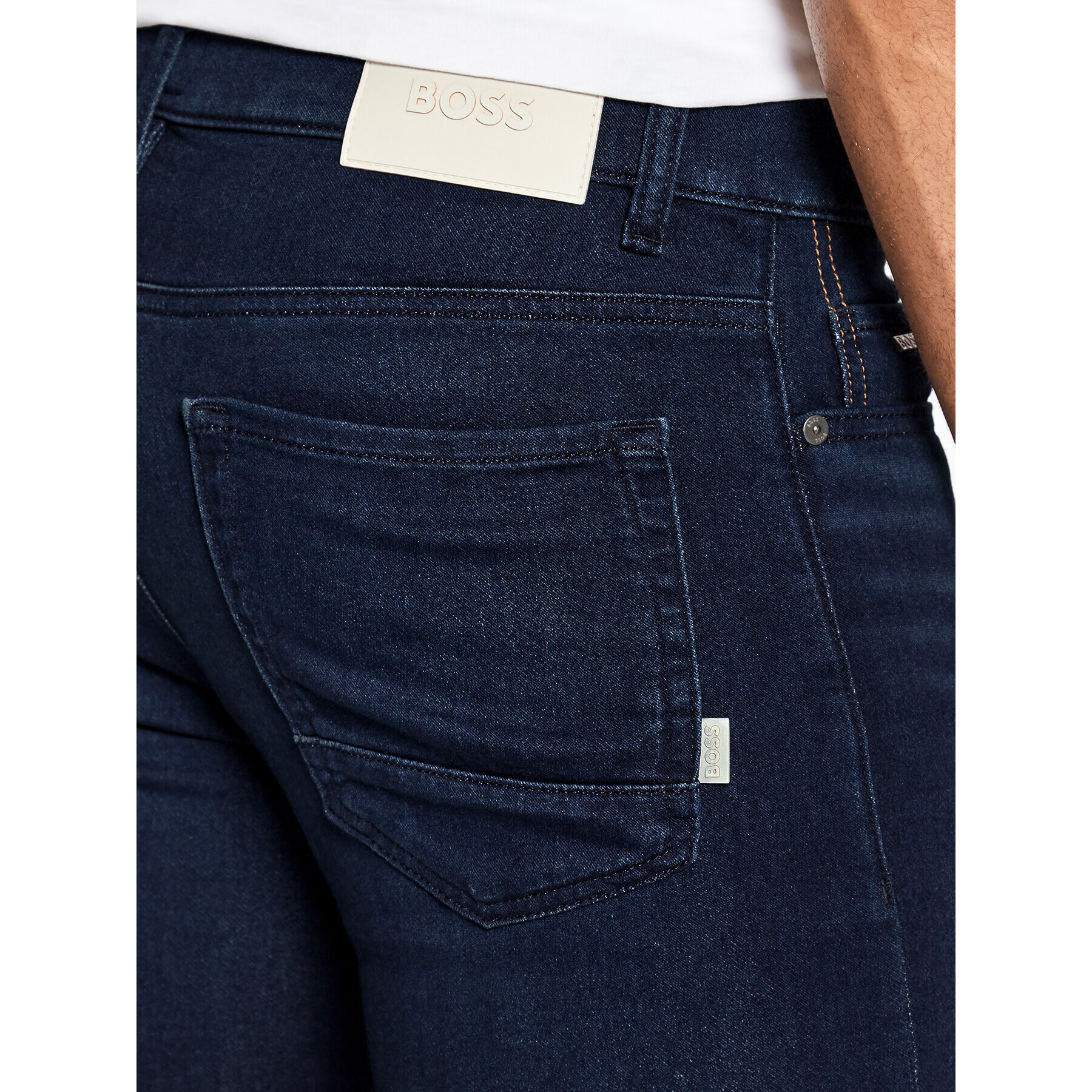 Boss Jeans kratke hlače Taber Bc-P 50475323 Mornarsko modra Tapered Fit - Pepit.si