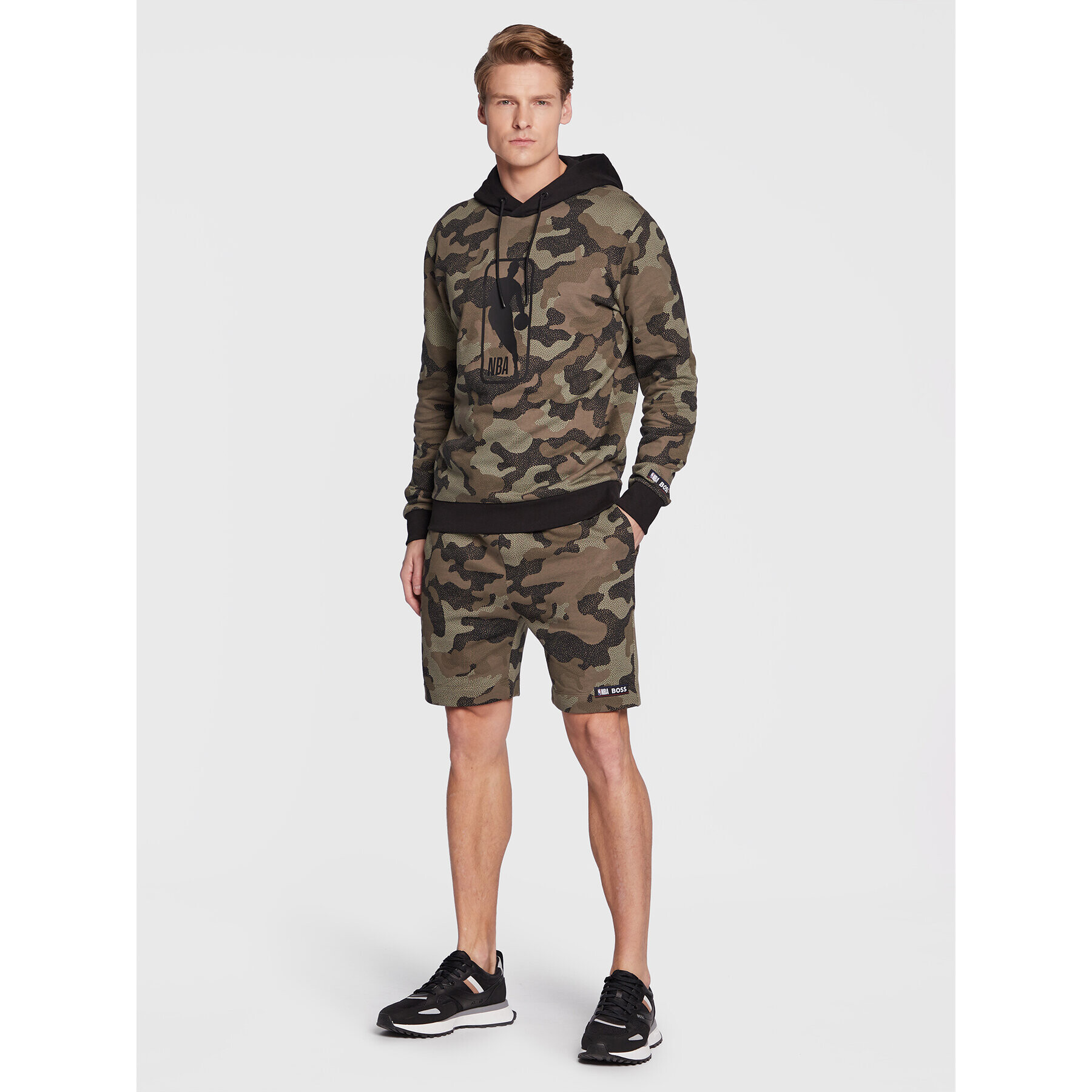 Boss Športne kratke hlače NBA Slam_Camo 50477471 Zelena Regular Fit - Pepit.si