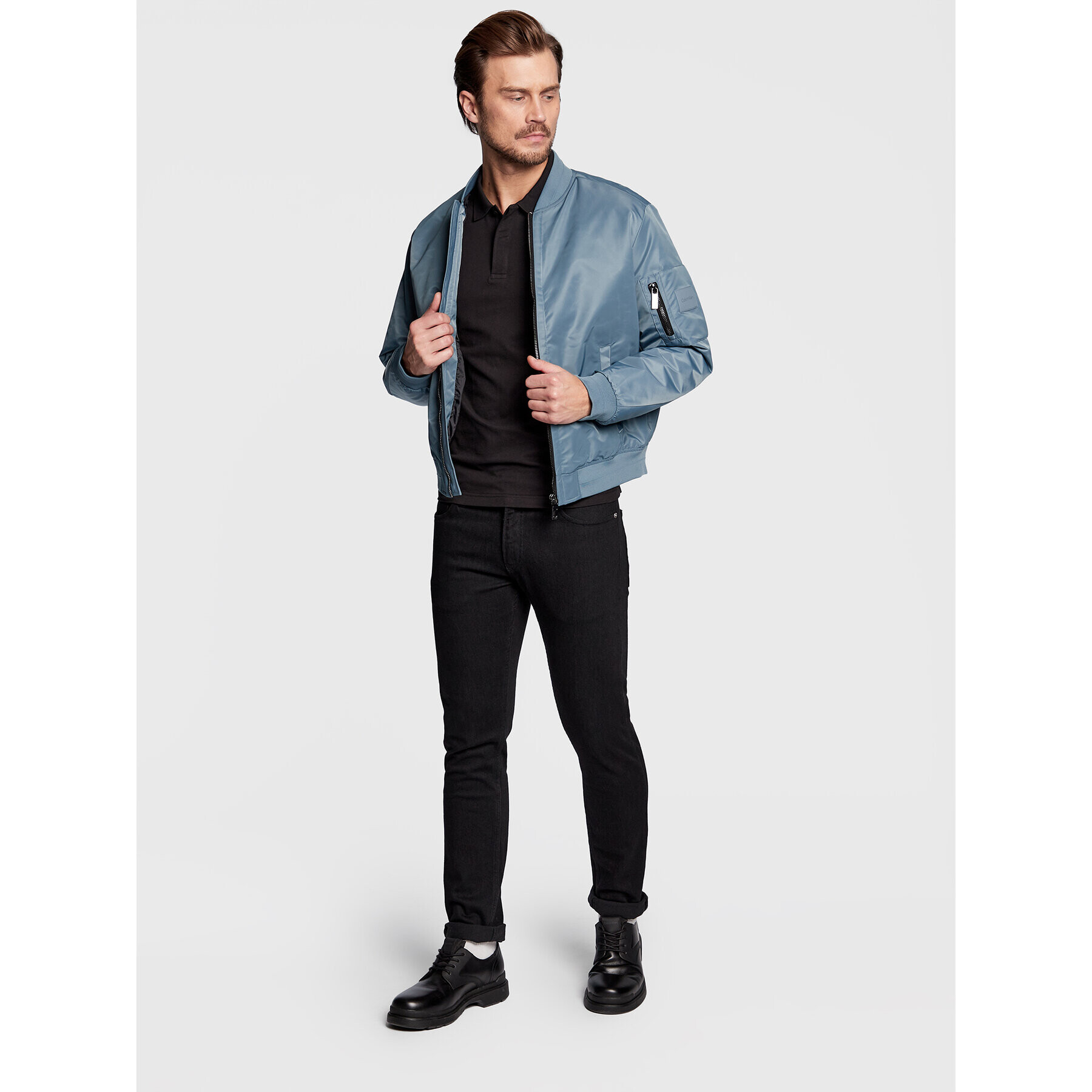 Calvin Klein Bomber jakna Hero K10K109907 Modra Relaxed Fit - Pepit.si